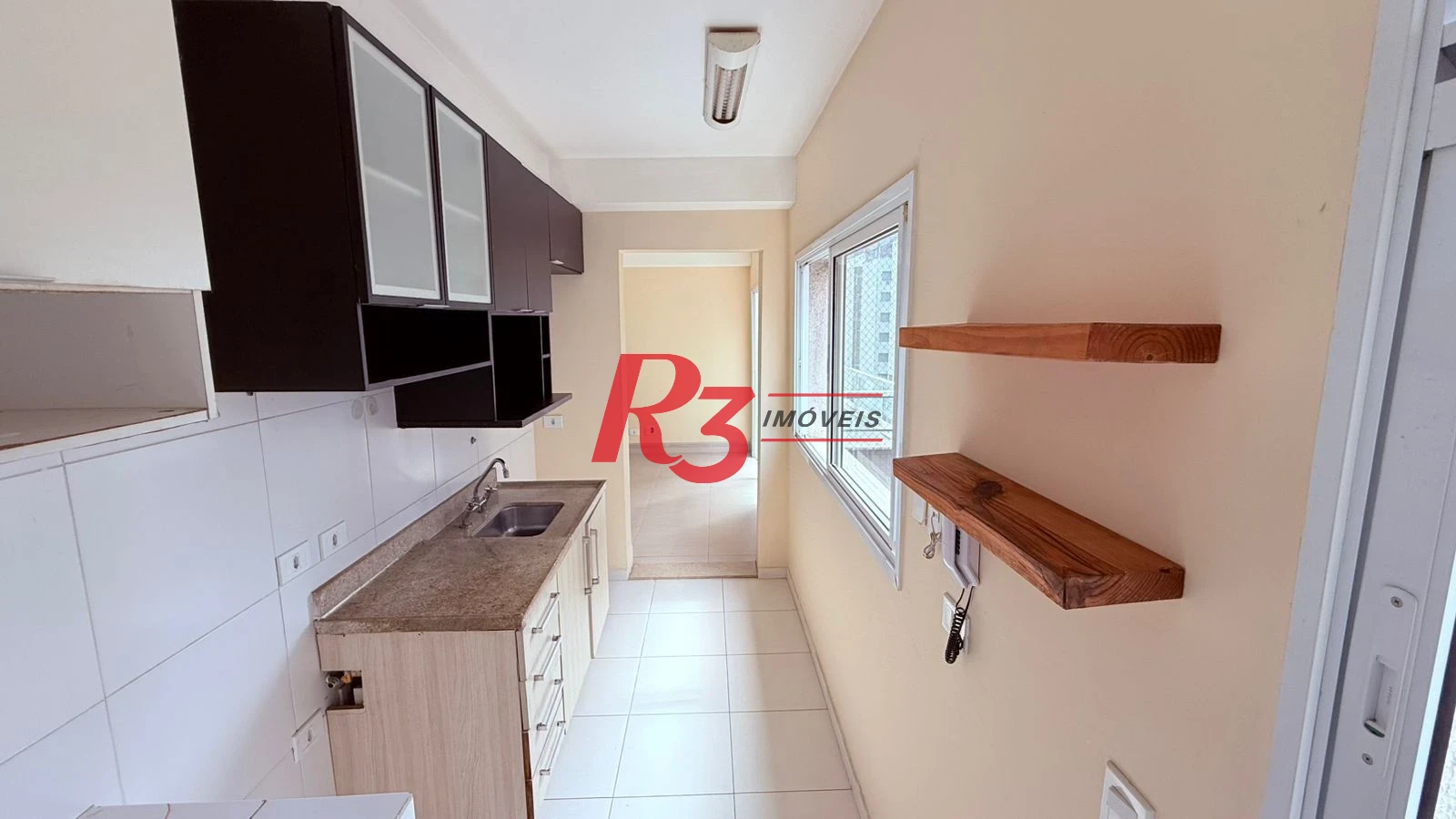 Apartamento com 2 dormitórios à venda, 73 m² por R$ 650.000,00 - José Menino - Santos/SP