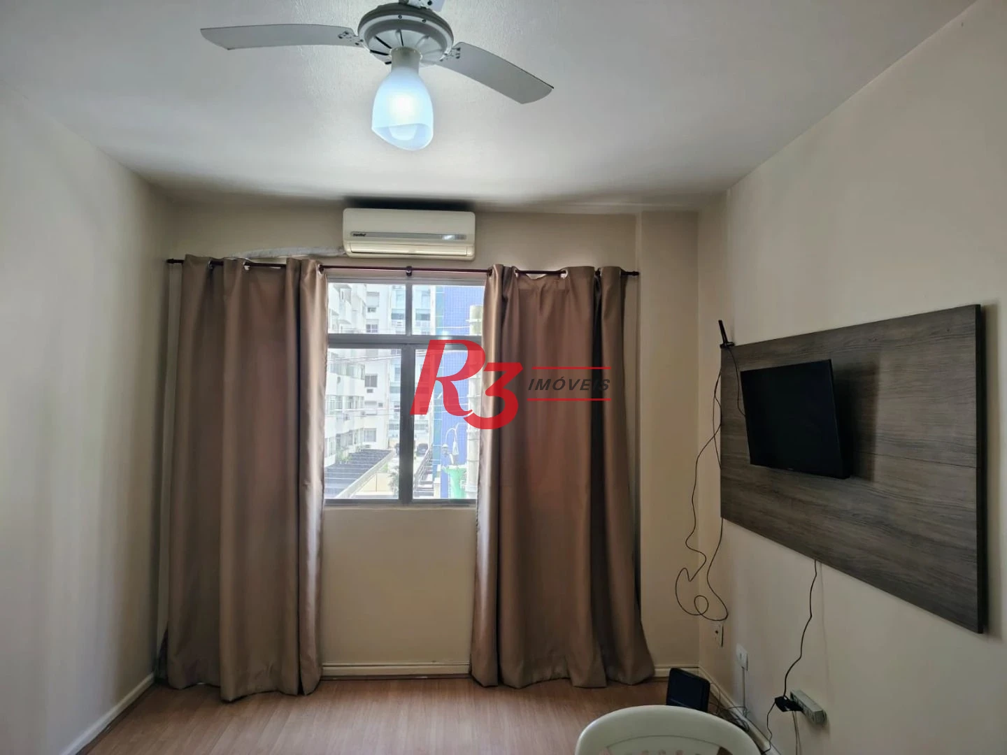 Apartamento para alugar, 42 m² por R$ 4.300,02/mês - Aparecida - Santos/SP