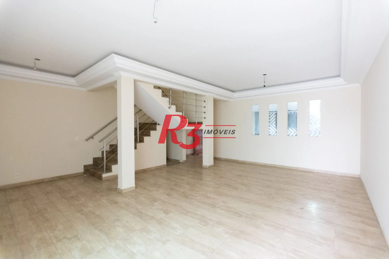 Sobrado, 430 m² - venda por R$ 2.500.000,00 ou aluguel por R$ 15.000,00/mês - Campo Grande - Santos/SP