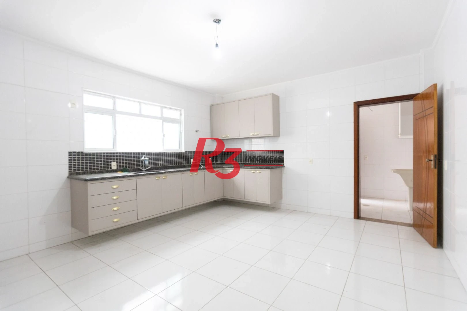 Sobrado, 430 m² - venda por R$ 2.500.000,00 ou aluguel por R$ 15.000,00/mês - Campo Grande - Santos/SP