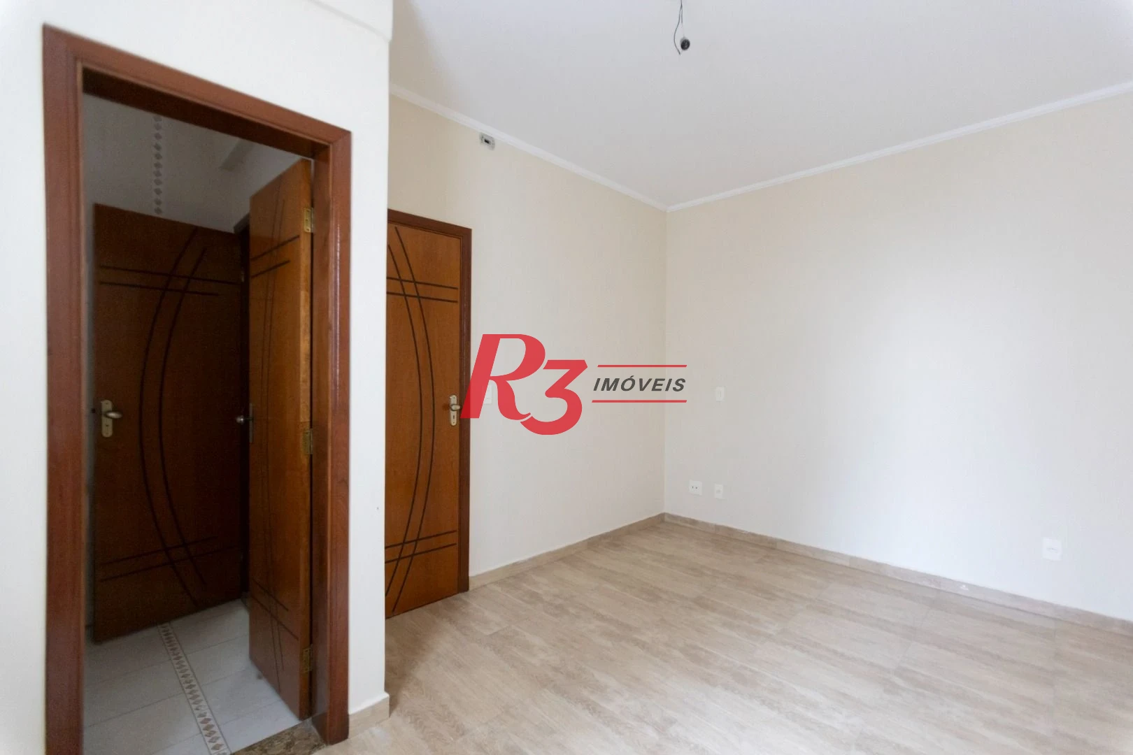 Sobrado, 430 m² - venda por R$ 2.500.000,00 ou aluguel por R$ 15.000,00/mês - Campo Grande - Santos/SP
