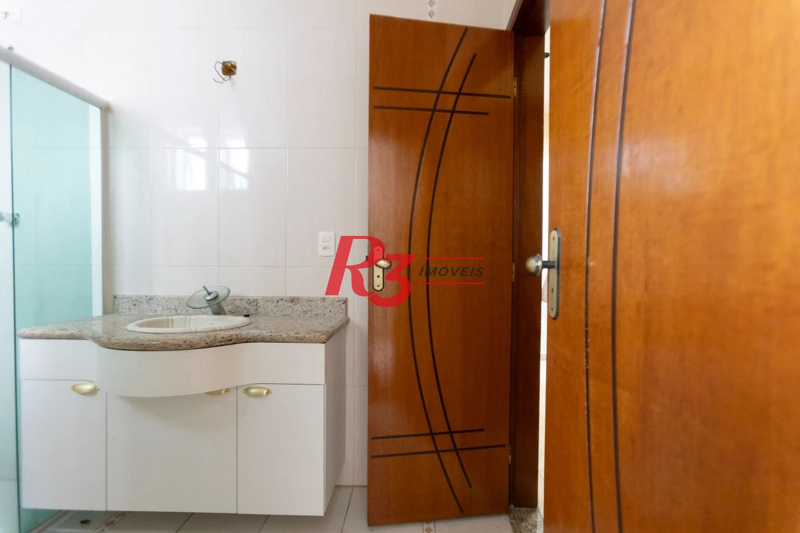 Sobrado, 430 m² - venda por R$ 2.500.000,00 ou aluguel por R$ 15.000,00/mês - Campo Grande - Santos/SP