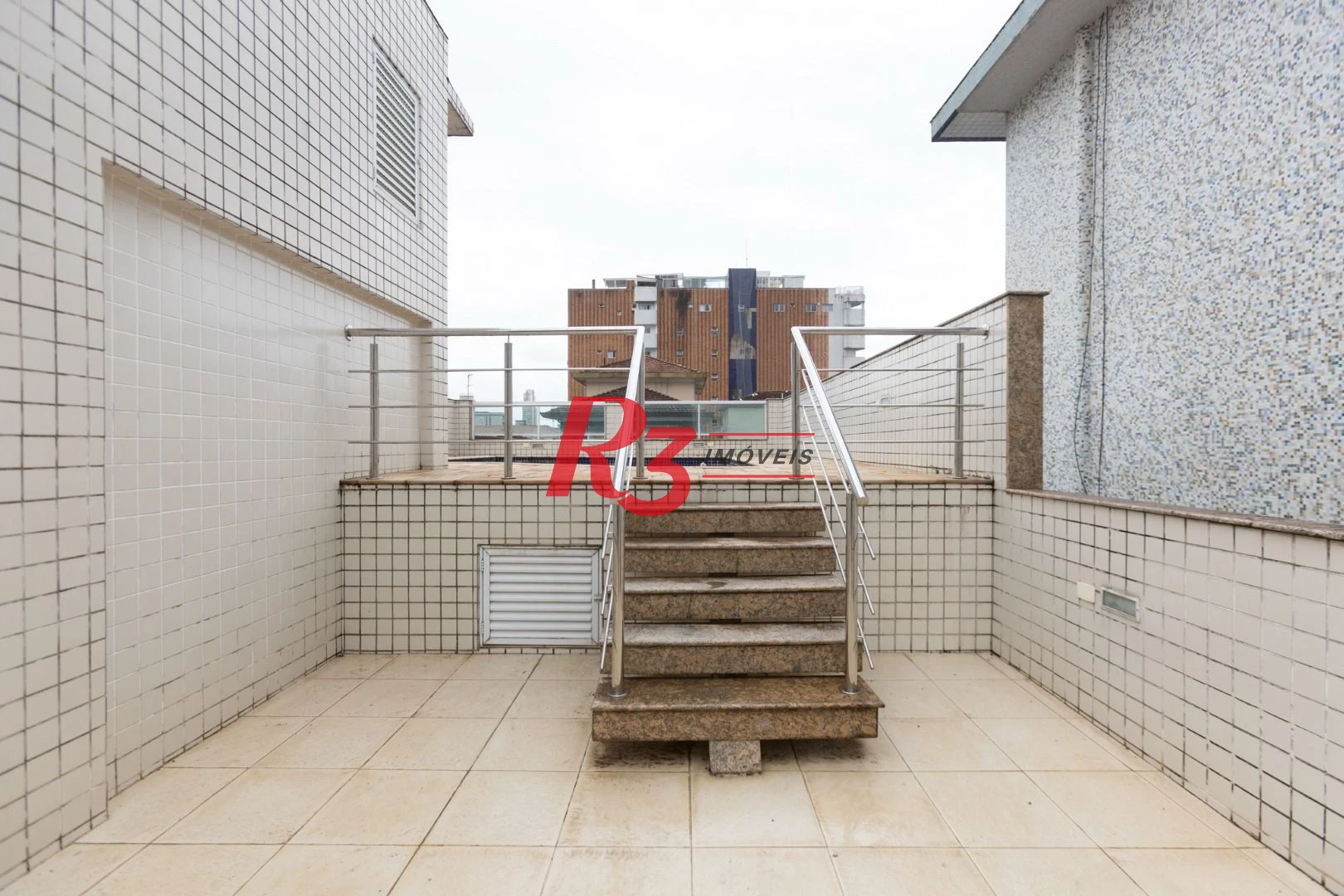 Sobrado, 430 m² - venda por R$ 2.500.000,00 ou aluguel por R$ 15.000,00/mês - Campo Grande - Santos/SP