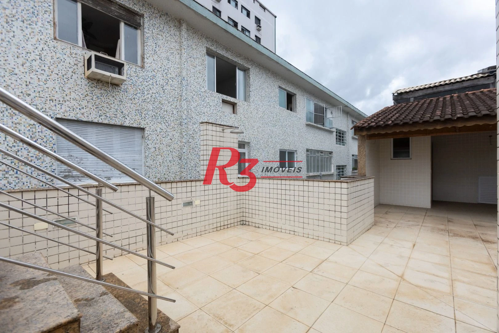 Sobrado, 430 m² - venda por R$ 2.500.000,00 ou aluguel por R$ 15.000,00/mês - Campo Grande - Santos/SP