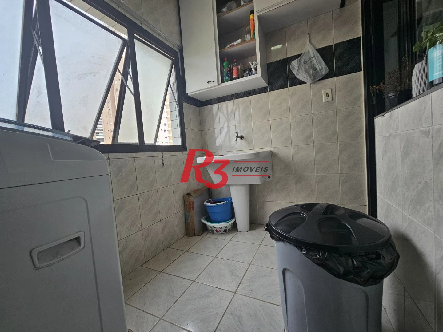 Apartamento com 2 dormitórios à venda, 110 m² por R$ 670.000,00 - Ponta da Praia - Santos/SP