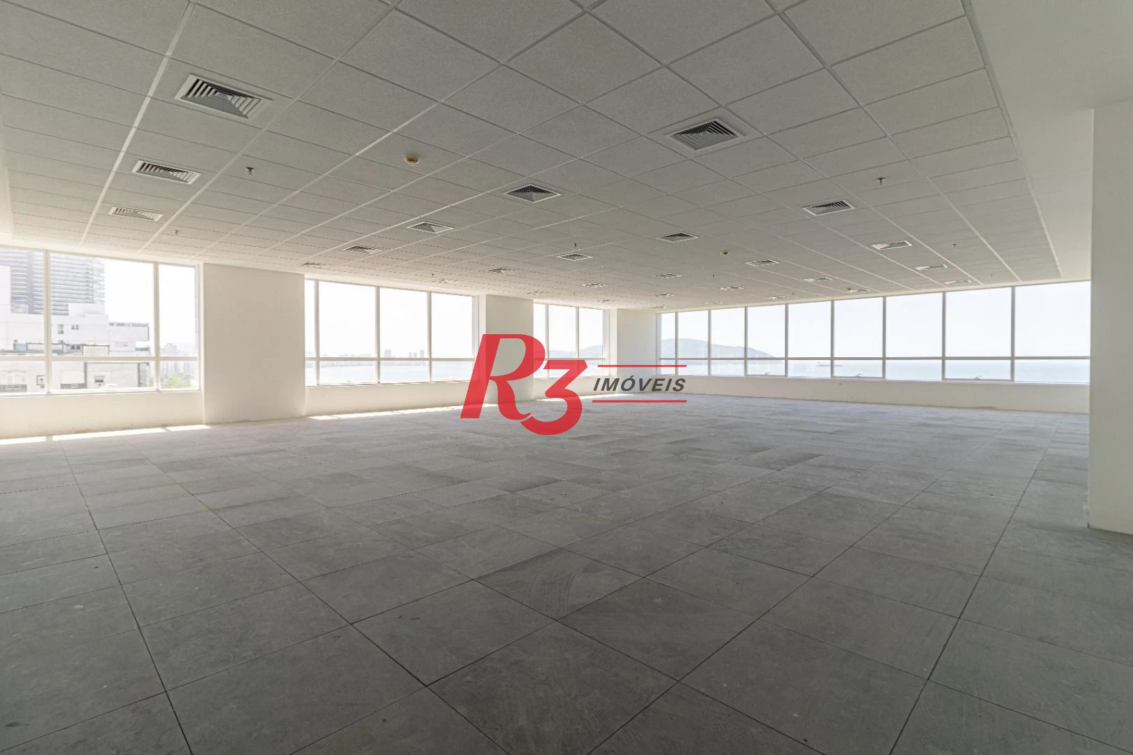 Sala para alugar, 517 m² por R$ 39.276,64/mês - José Menino - Santos/SP