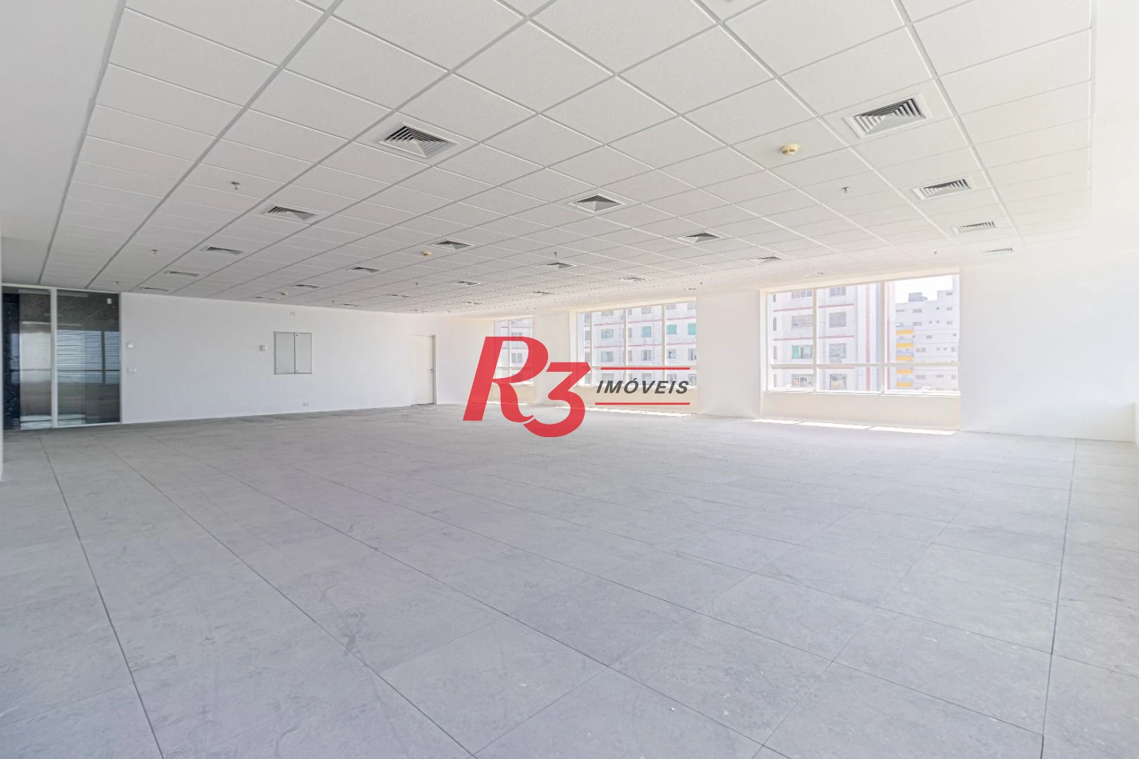 Sala para alugar, 517 m² por R$ 45.188,19/mês - José Menino - Santos/SP