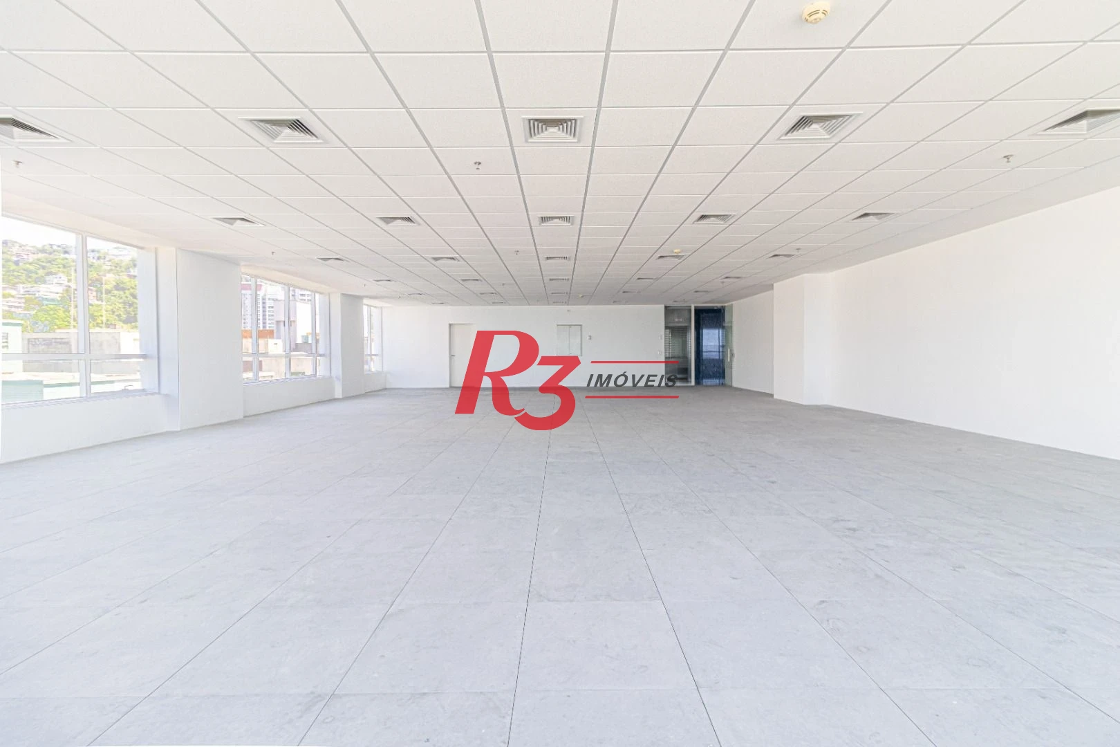 Sala para alugar, 517 m² por R$ 44.706,95/mês - José Menino - Santos/SP