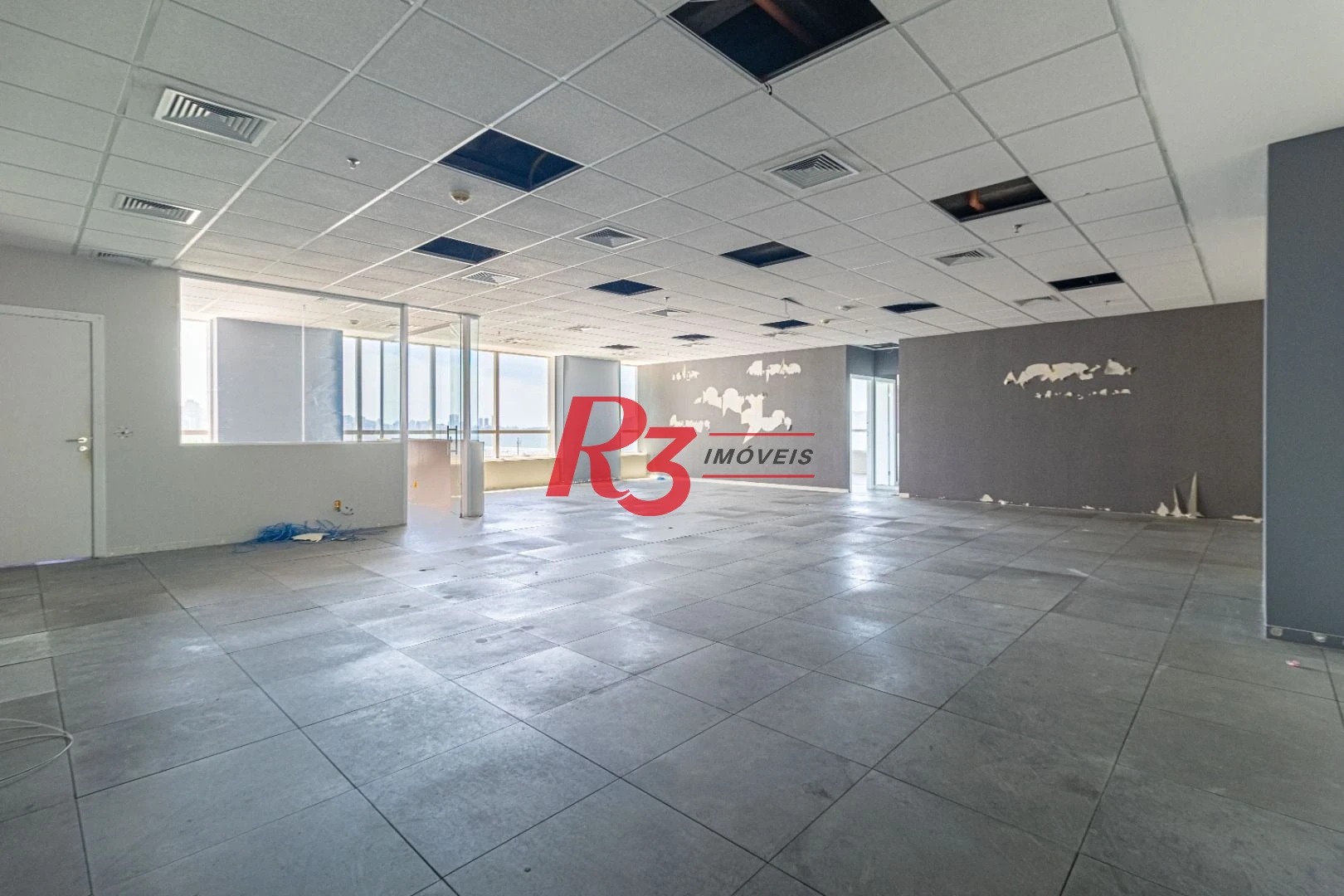 Sala, 517 m² - venda por R$ 6.204.360,00 ou aluguel por R$ 44.493,39/mês - José Menino - Santos/SP