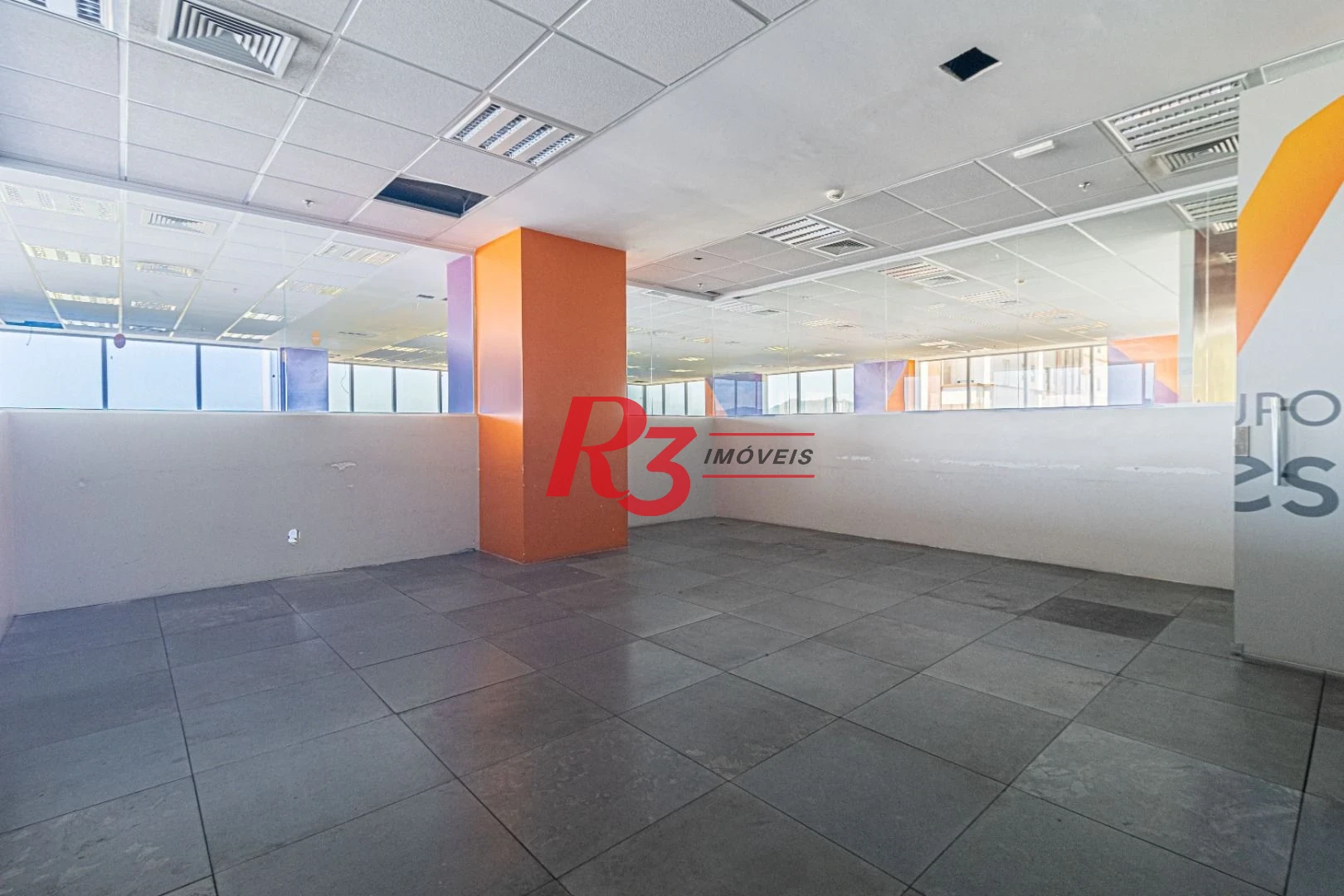 Sala para alugar, 517 m² por R$ 37.940,90/mês - José Menino - Santos/SP