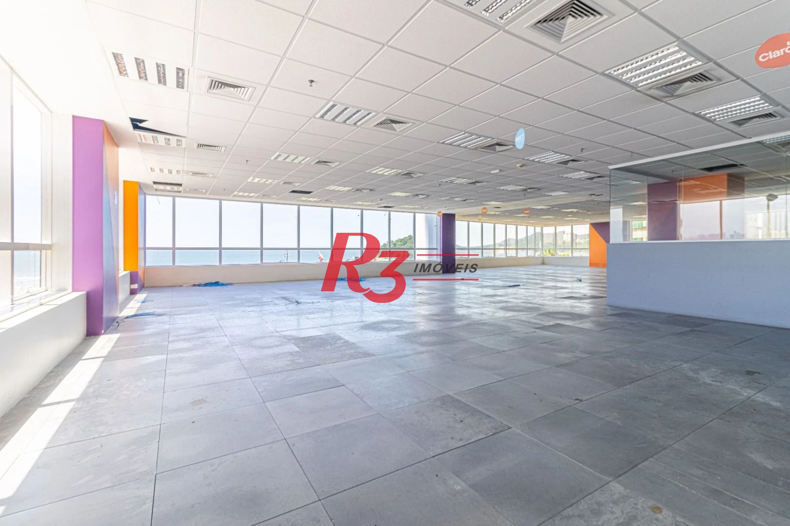 Sala para alugar, 517 m² por R$ 37.940,90/mês - José Menino - Santos/SP