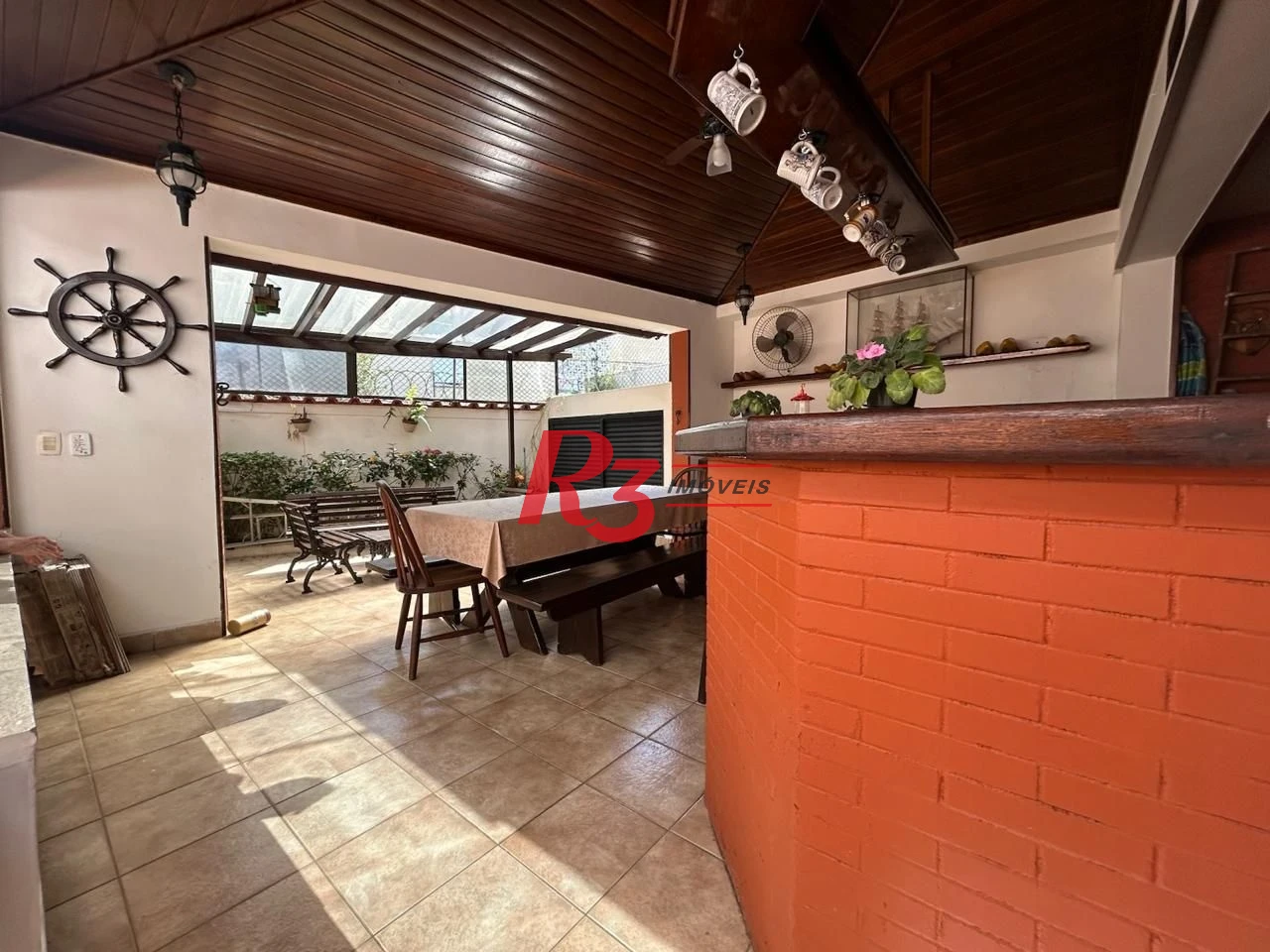 Casa à venda, 350 m² por R$ 6.390.000,00 - Ponta da Praia - Santos/SP