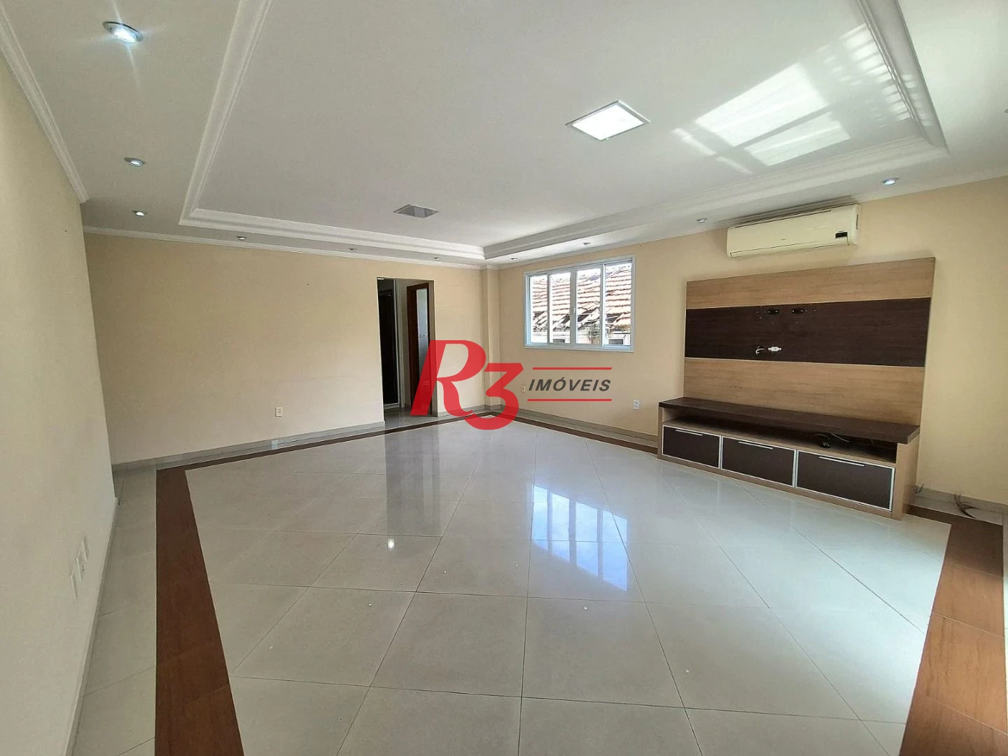 Casa com 3 dormitórios à venda, 165 m² por R$ 1.060.000,00 - Campo Grande - Santos/SP