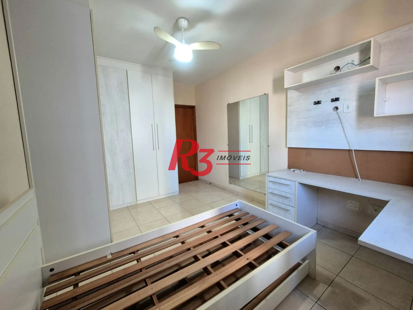 Casa com 3 dormitórios à venda, 165 m² por R$ 1.060.000,00 - Campo Grande - Santos/SP