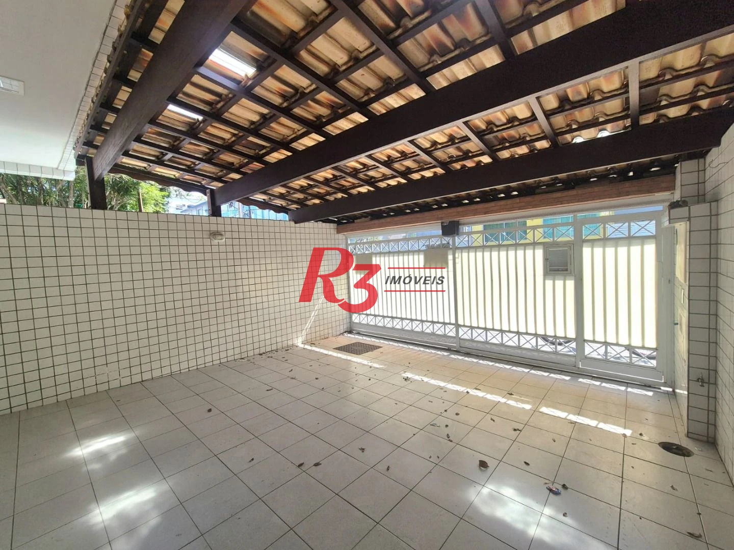 Casa com 3 dormitórios à venda, 165 m² por R$ 1.060.000,00 - Campo Grande - Santos/SP