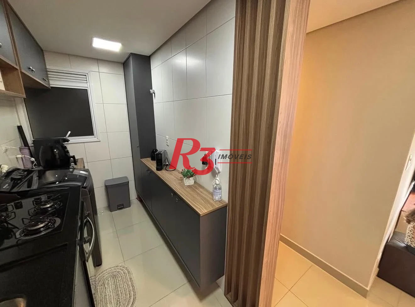 Apartamento com 2 dormitórios para alugar, 54 m² por R$ 6.685,78/mês - Vila Matias - Santos/SP