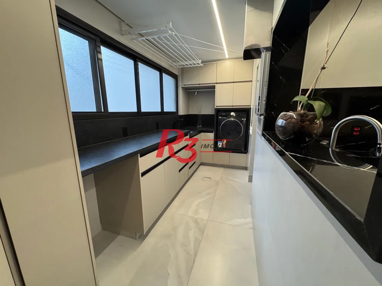 Apartamento com 2 dormitórios, 192 m² - venda por R$ 2.300.000,00 ou aluguel por R$ 24.956,70/mês - Aparecida - Santos/SP