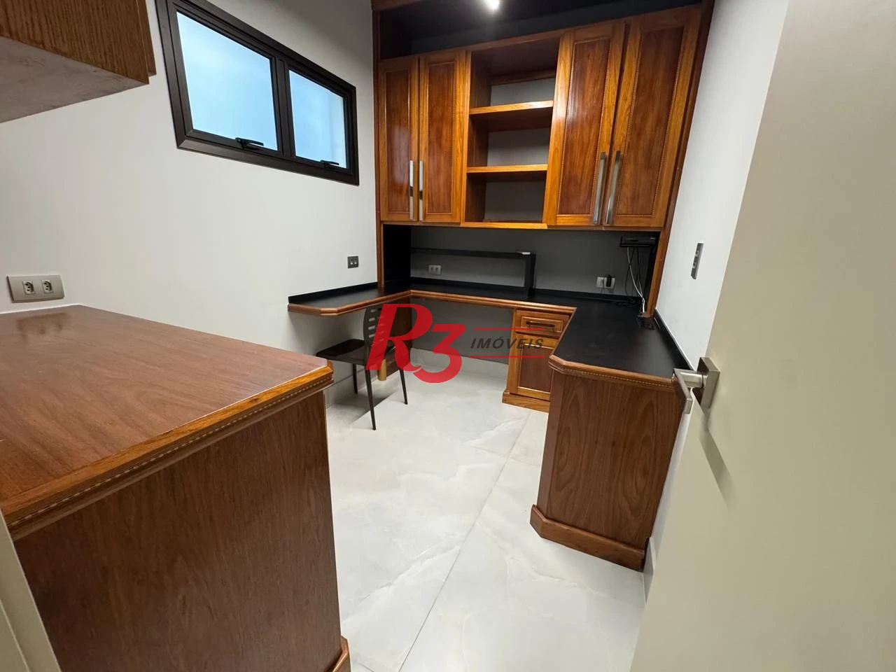 Apartamento com 2 dormitórios, 192 m² - venda por R$ 2.300.000,00 ou aluguel por R$ 24.956,70/mês - Aparecida - Santos/SP