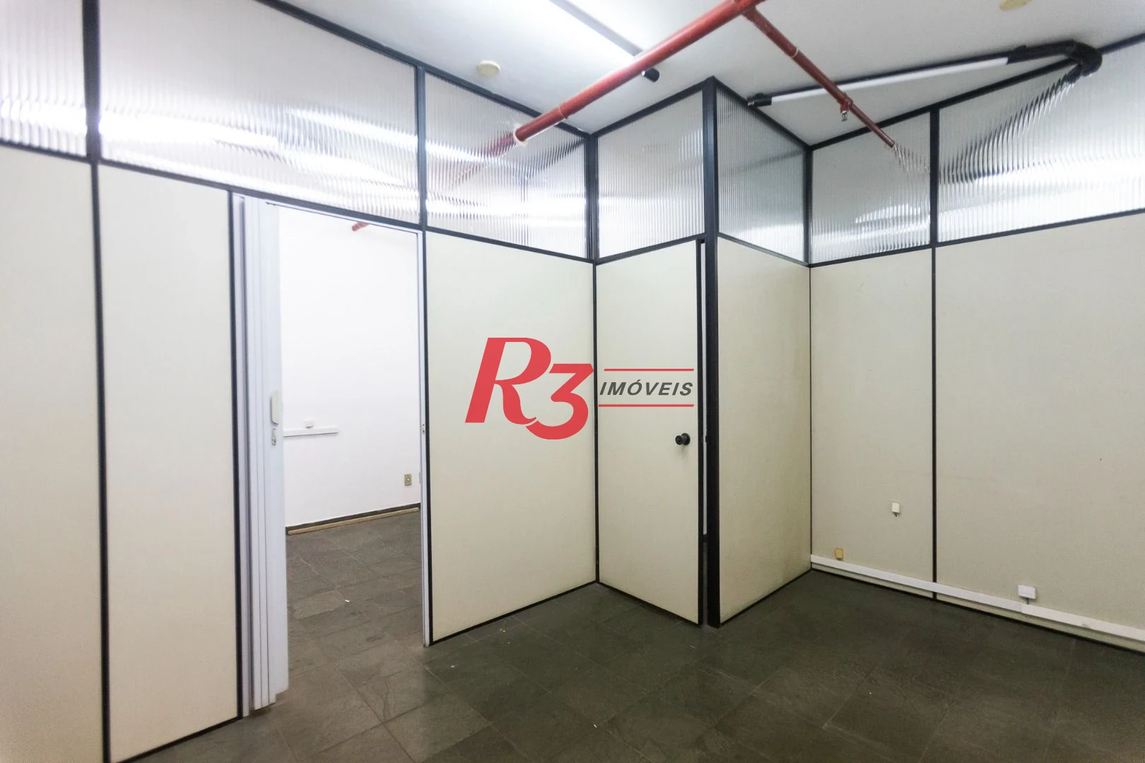 Sala para alugar, 72 m² por R$ 2.500,00/mês - Encruzilhada - Santos/SP