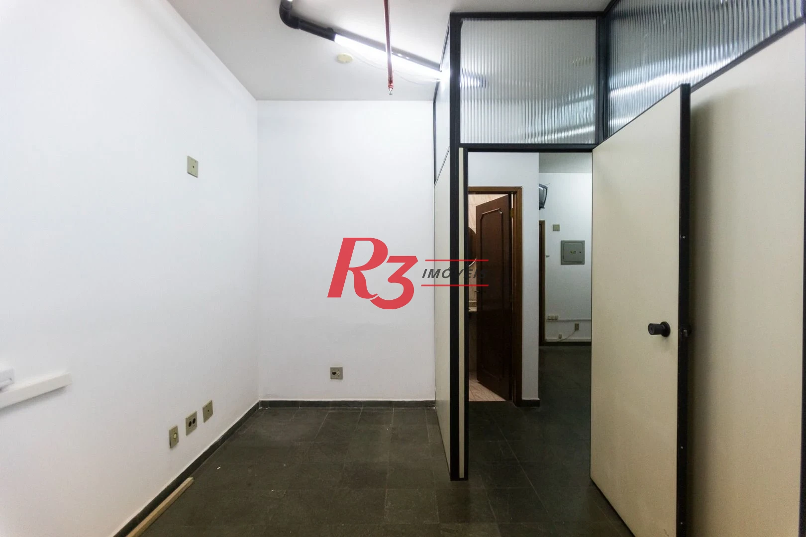 Sala para alugar, 72 m² por R$ 2.500,00/mês - Encruzilhada - Santos/SP