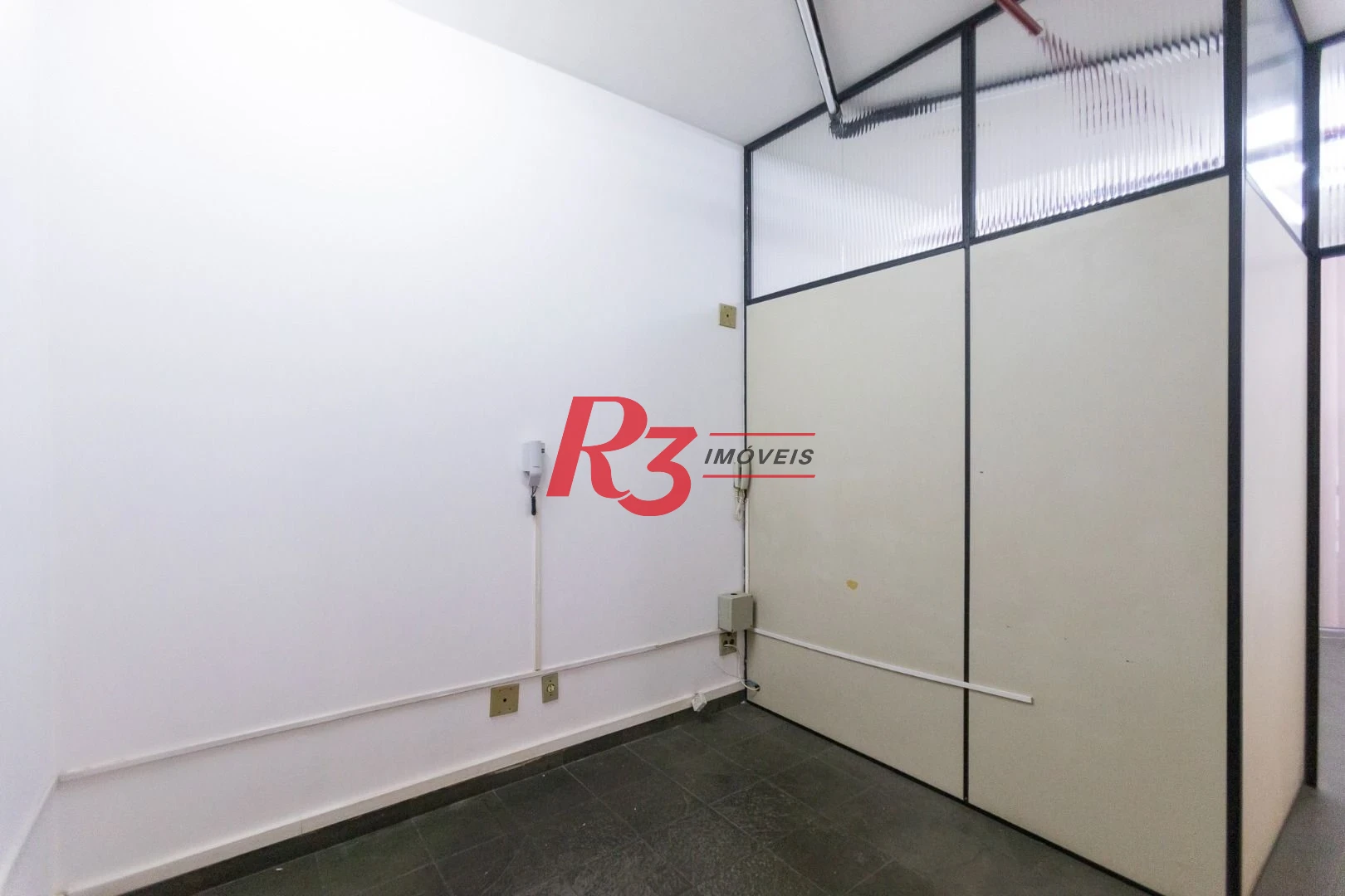 Sala para alugar, 72 m² por R$ 2.500,00/mês - Encruzilhada - Santos/SP