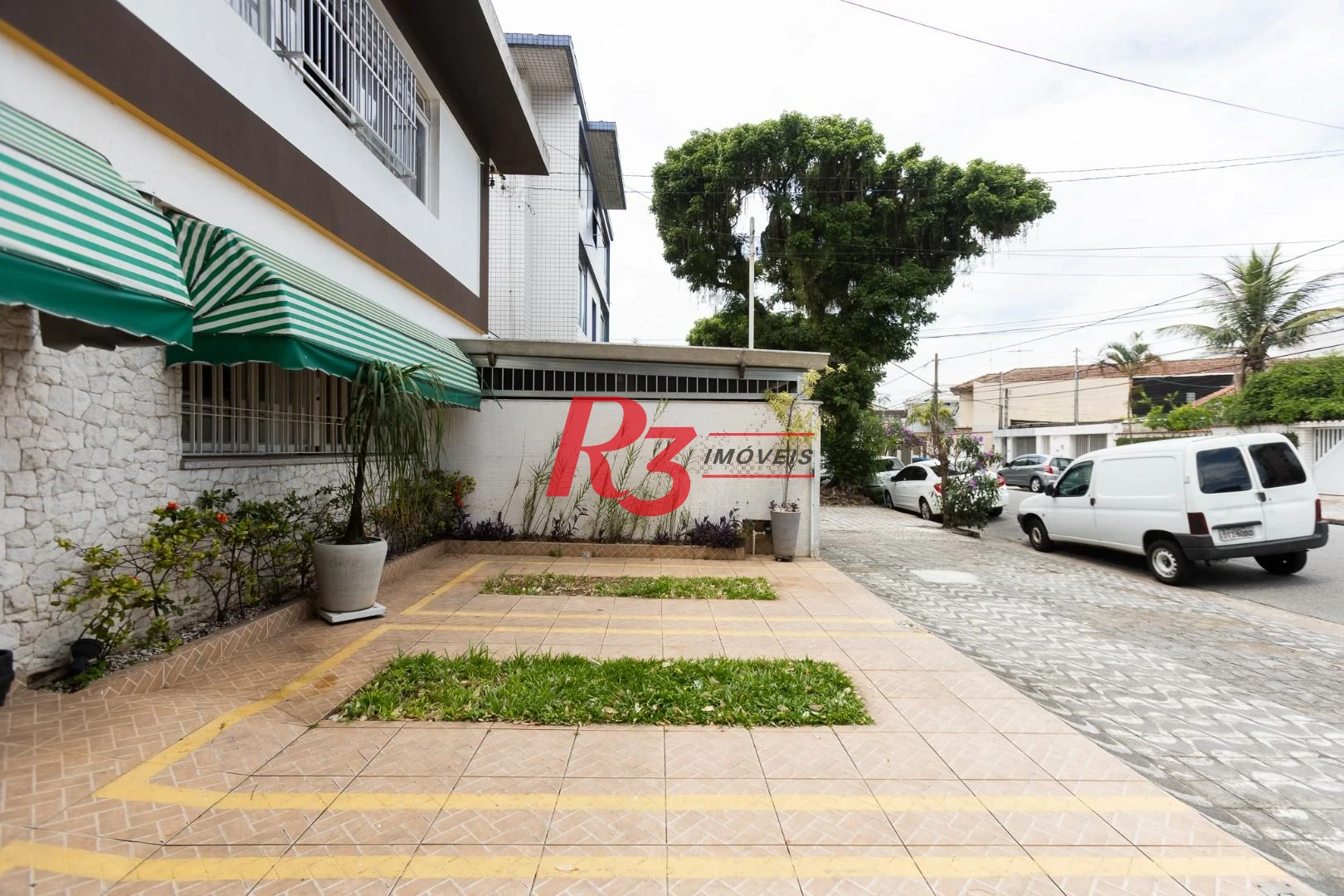 Terreno à venda, 510 m² por R$ 2.650.000,00 - Macuco - Santos/SP