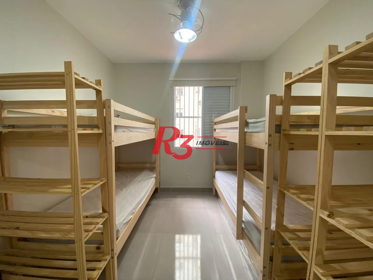 Kitnet com 1 dormitório à venda, 33 m² por R$ 350.000,00 - Gonzaga - Santos/SP