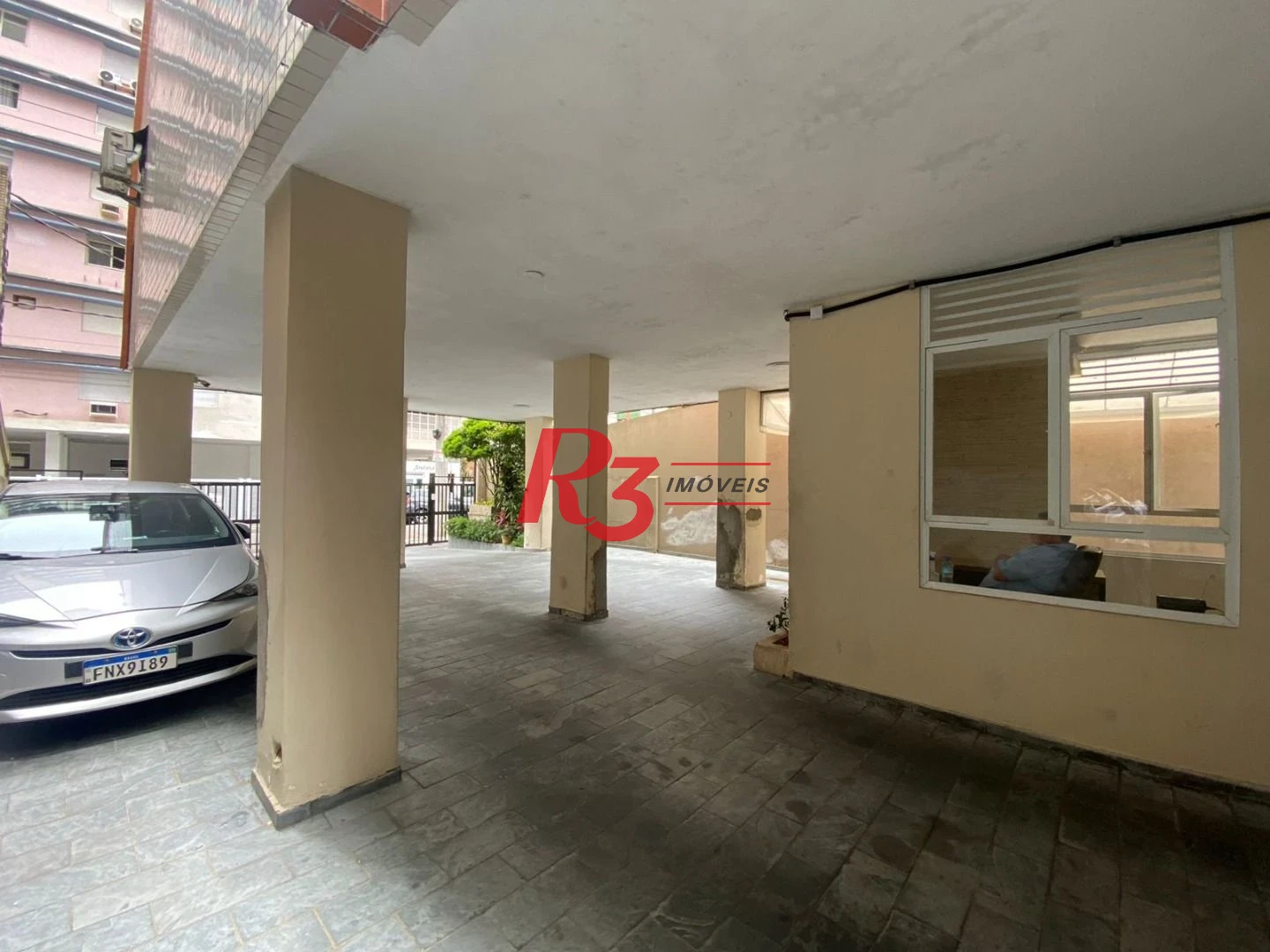 Kitnet com 1 dormitório à venda, 33 m² por R$ 350.000,00 - Gonzaga - Santos/SP