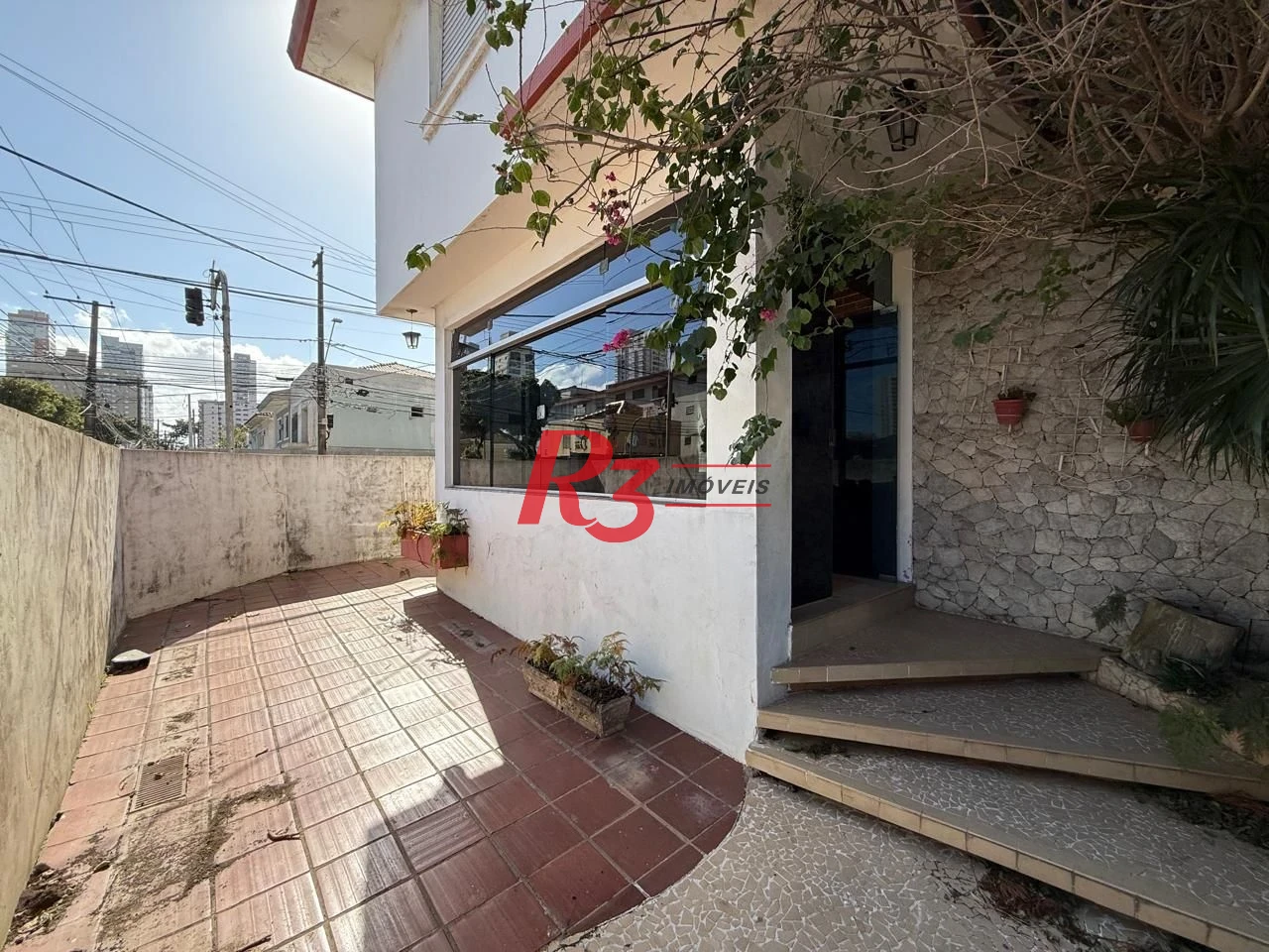 Sobrado para alugar, 164 m² por R$ 7.900,00/mês - Embaré - Santos/SP