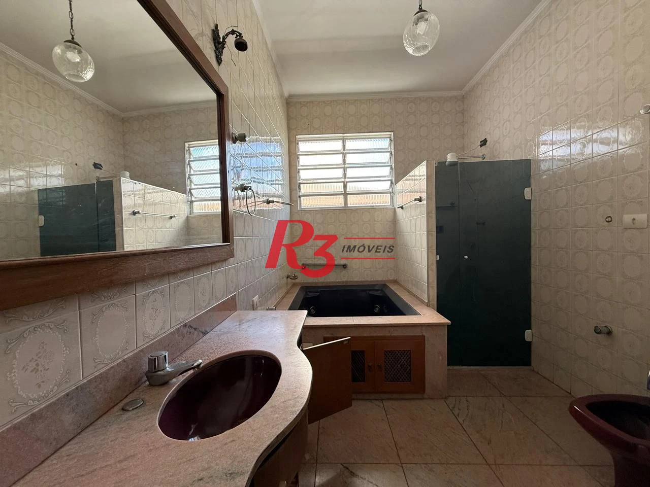 Sobrado para alugar, 164 m² por R$ 7.900,00/mês - Embaré - Santos/SP