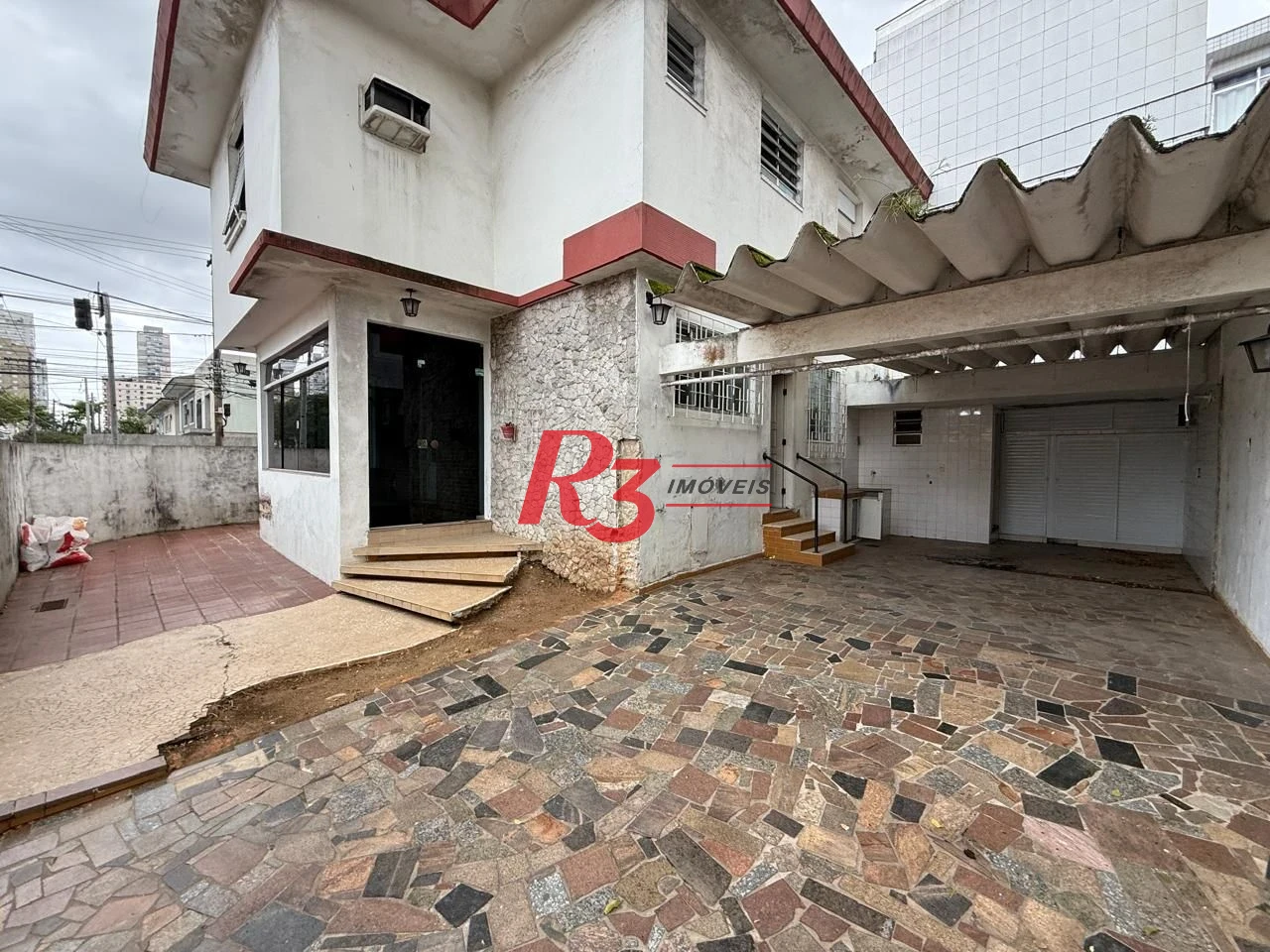 Sobrado para alugar, 164 m² por R$ 7.900,00/mês - Embaré - Santos/SP