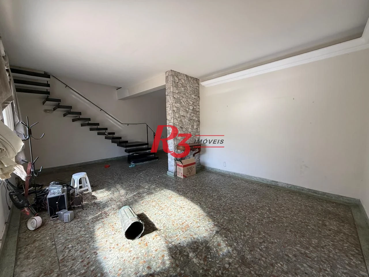 Sobrado para alugar, 164 m² por R$ 7.900,00/mês - Embaré - Santos/SP