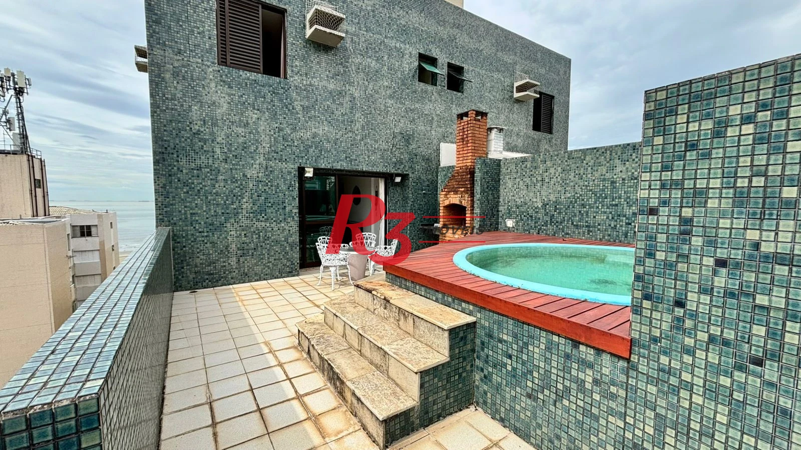 Cobertura com 3 dormitórios à venda, 172 m² por R$ 1.890.000,00 - Pompéia - Santos/SP