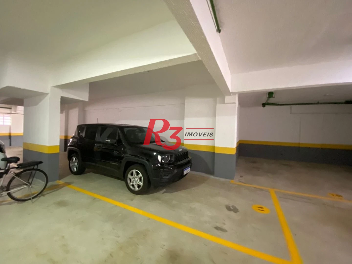 Apartamento com 2 dormitórios à venda, 66 m² por R$ 910.000,00 - Campo Grande - Santos/SP