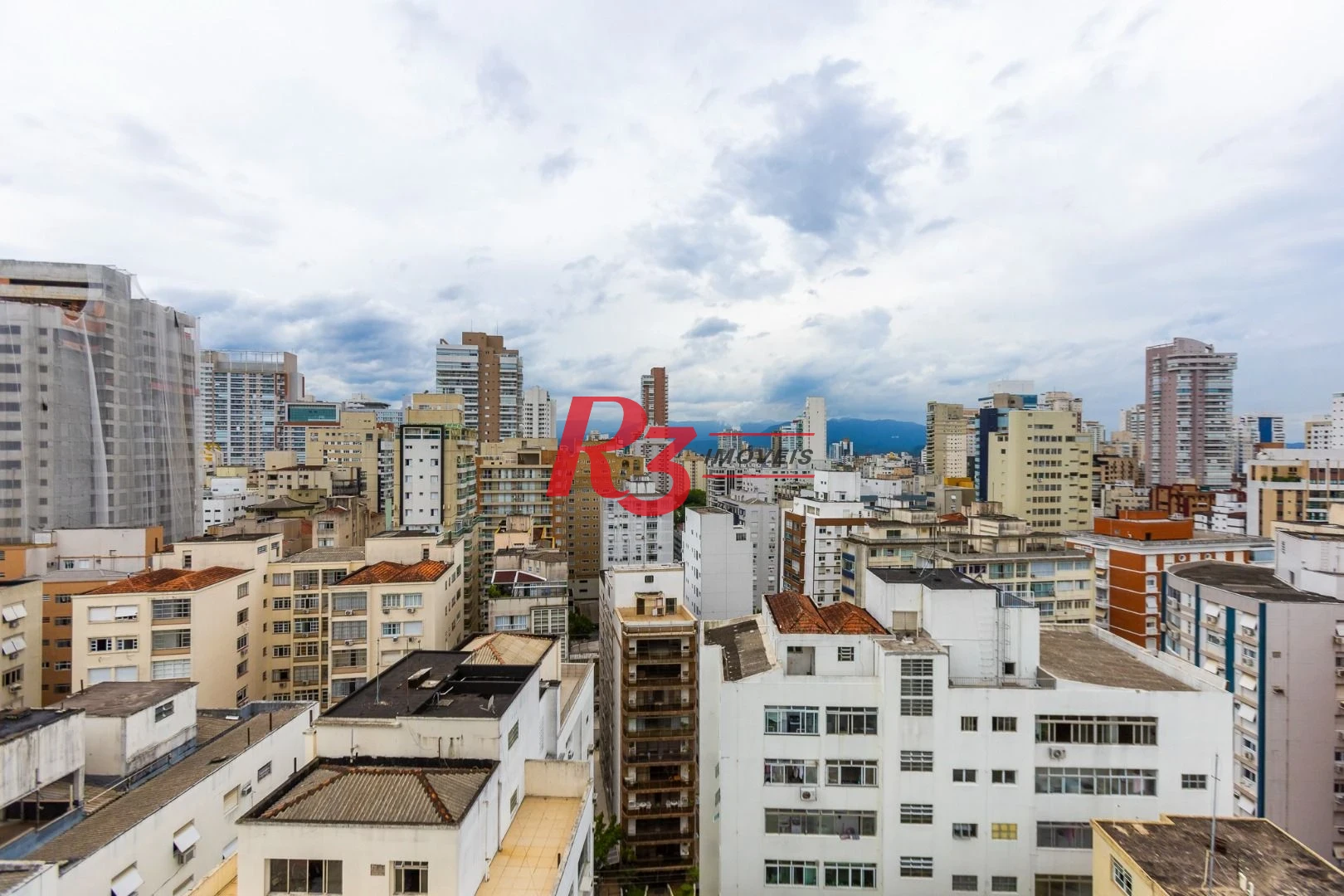 Apartamento com 3 dormitórios para alugar, 104 m² por R$ 10.000,00/mês - Gonzaga - Santos/SP
