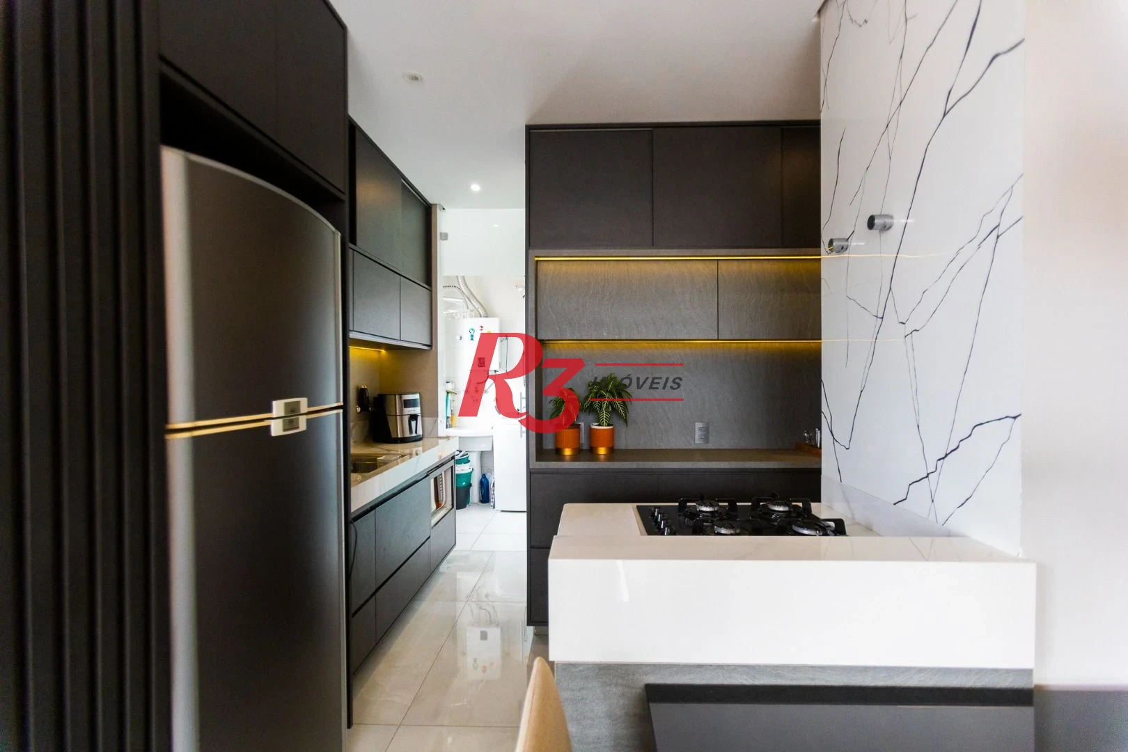 Apartamento com 3 dormitórios para alugar, 104 m² por R$ 10.000,00/mês - Gonzaga - Santos/SP