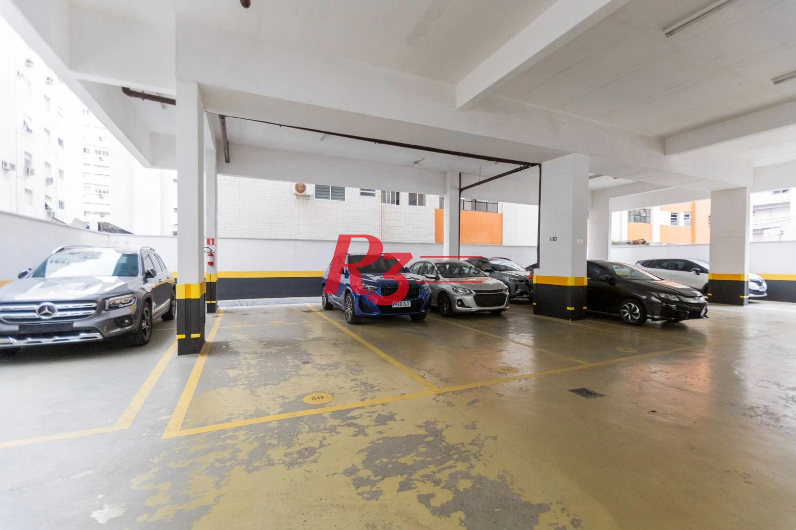 Apartamento com 3 dormitórios para alugar, 104 m² por R$ 10.000,00/mês - Gonzaga - Santos/SP