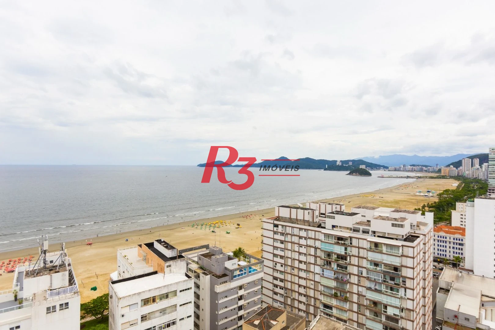 Apartamento com 3 dormitórios para alugar, 104 m² por R$ 10.000,00/mês - Gonzaga - Santos/SP