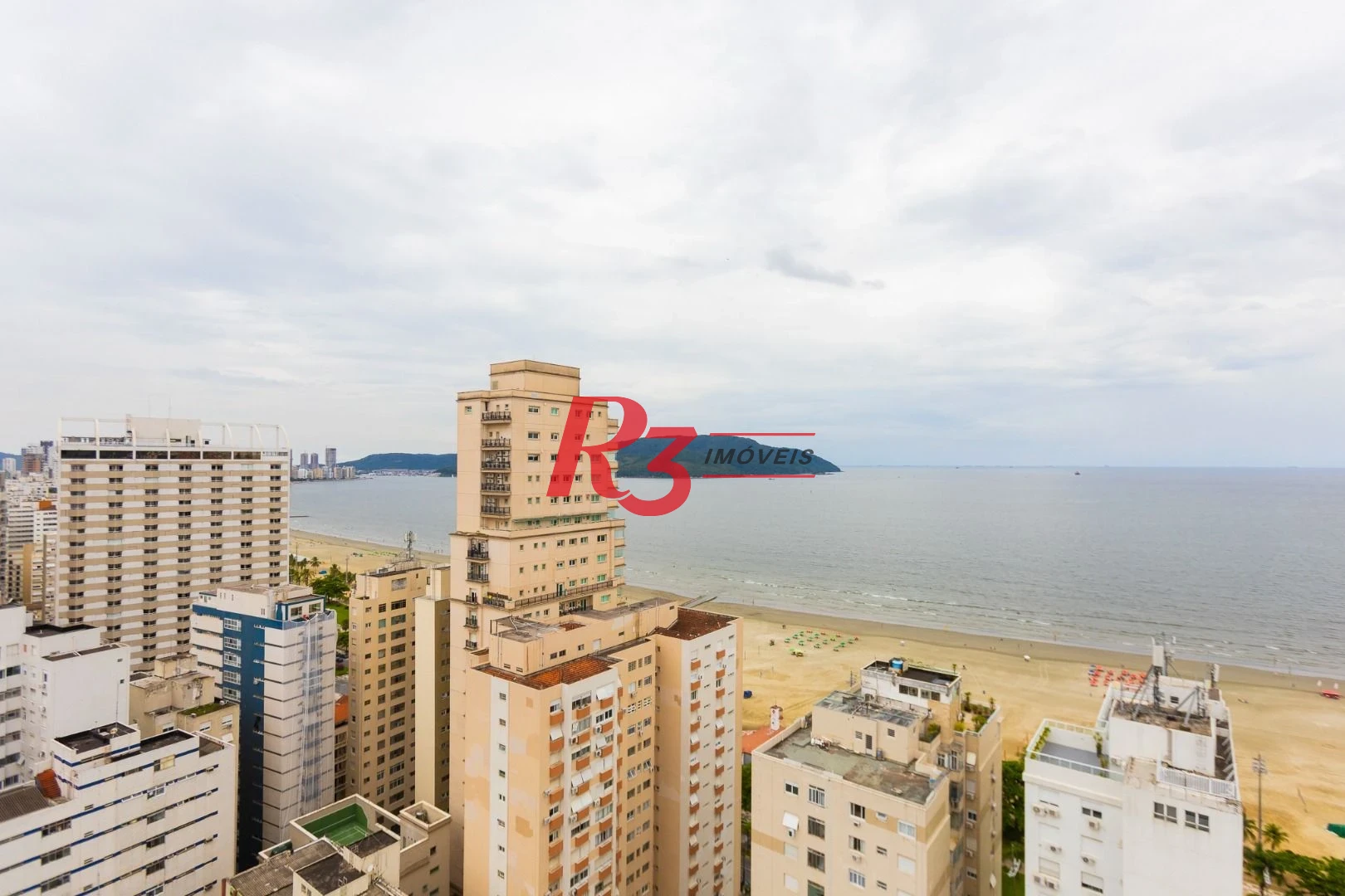 Apartamento com 3 dormitórios para alugar, 104 m² por R$ 10.000,00/mês - Gonzaga - Santos/SP