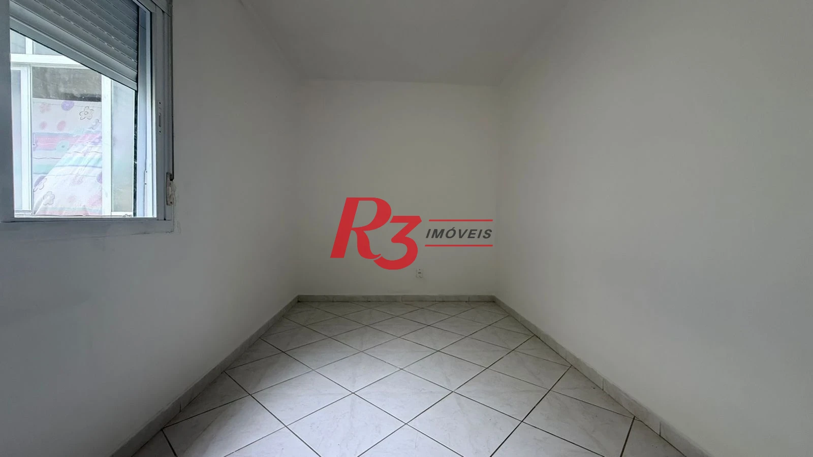 Apartamento para alugar, 110 m² por R$ 3.500,00/mês - Gonzaga - Santos/SP