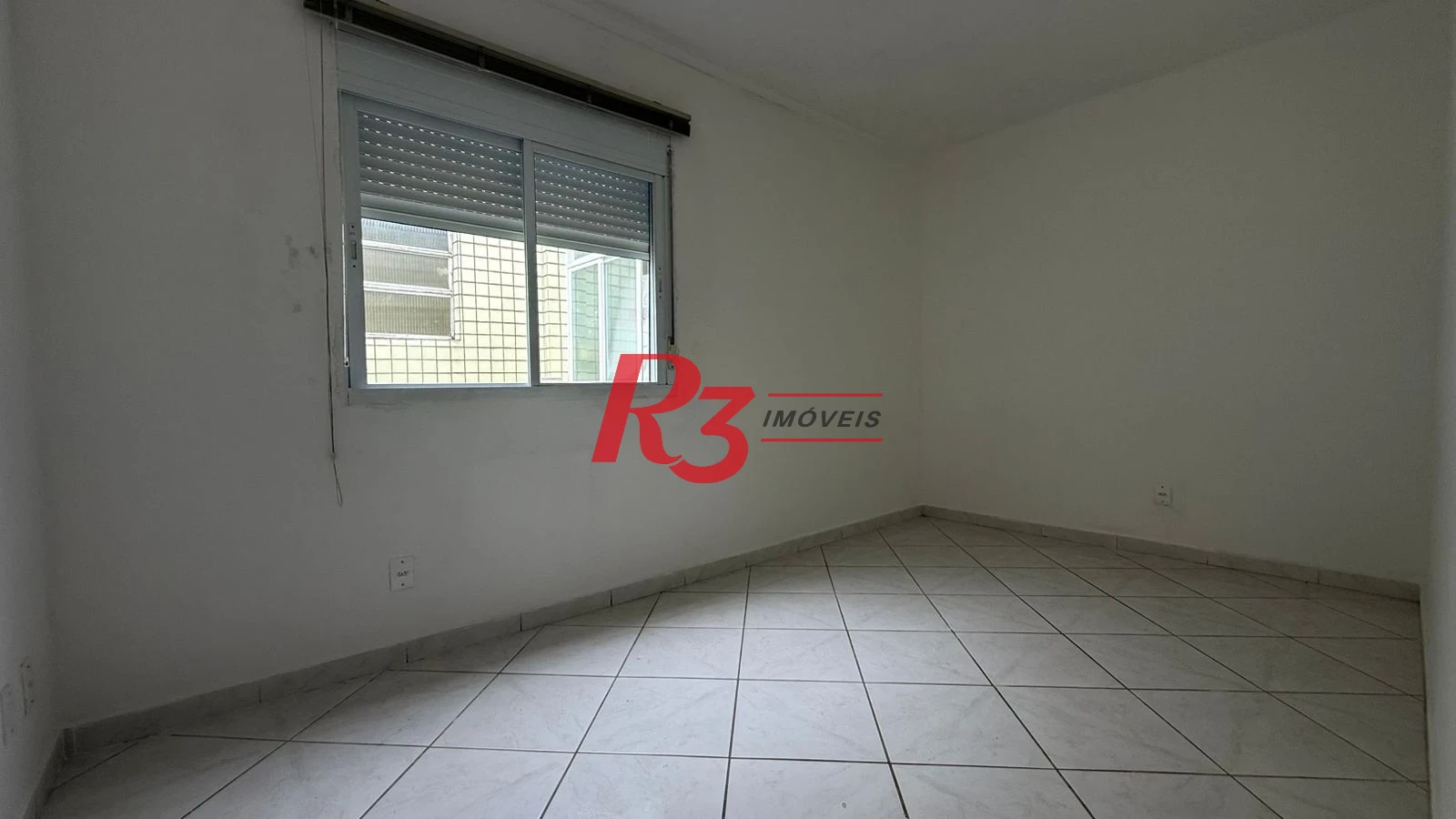 Apartamento para alugar, 110 m² por R$ 3.500,00/mês - Gonzaga - Santos/SP