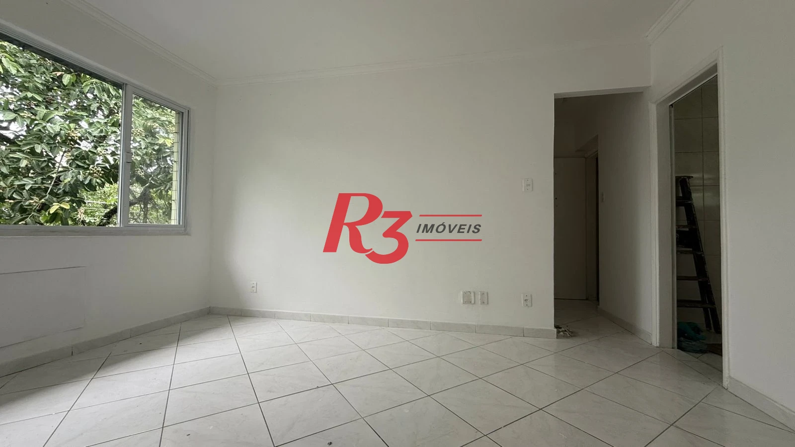 Apartamento para alugar, 110 m² por R$ 3.500,00/mês - Gonzaga - Santos/SP