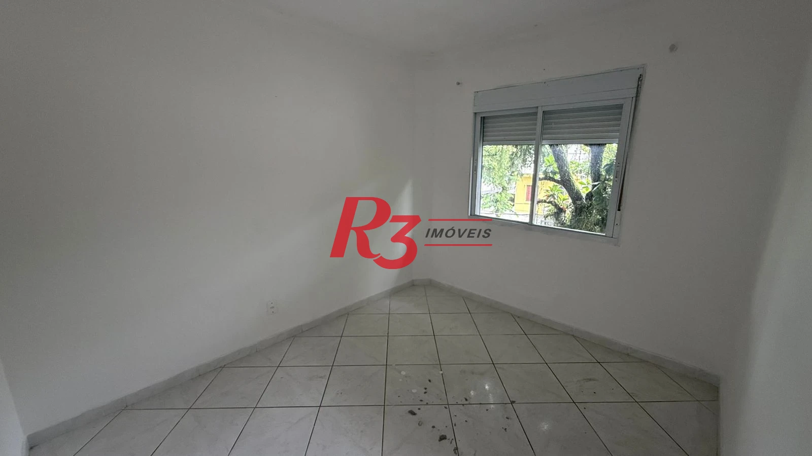 Apartamento para alugar, 110 m² por R$ 3.500,00/mês - Gonzaga - Santos/SP