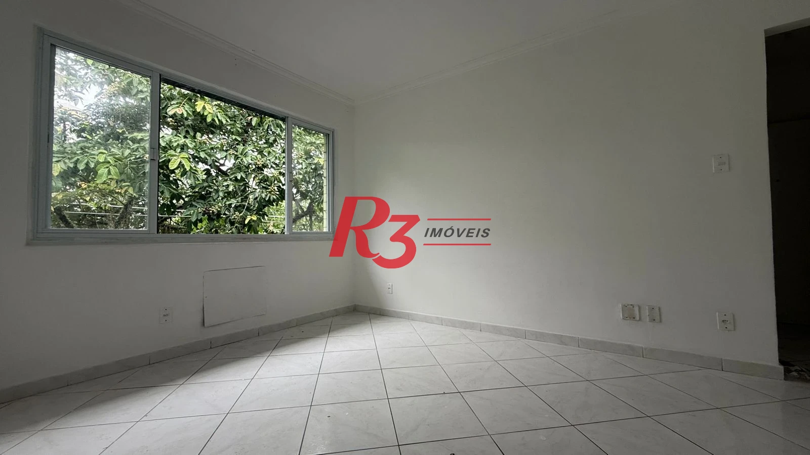 Apartamento para alugar, 110 m² por R$ 3.500,00/mês - Gonzaga - Santos/SP
