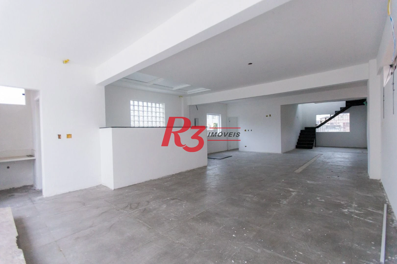 Sobrado para alugar, 467 m² por R$ 36.000,00/mês - Ponta da Praia - Santos/SP