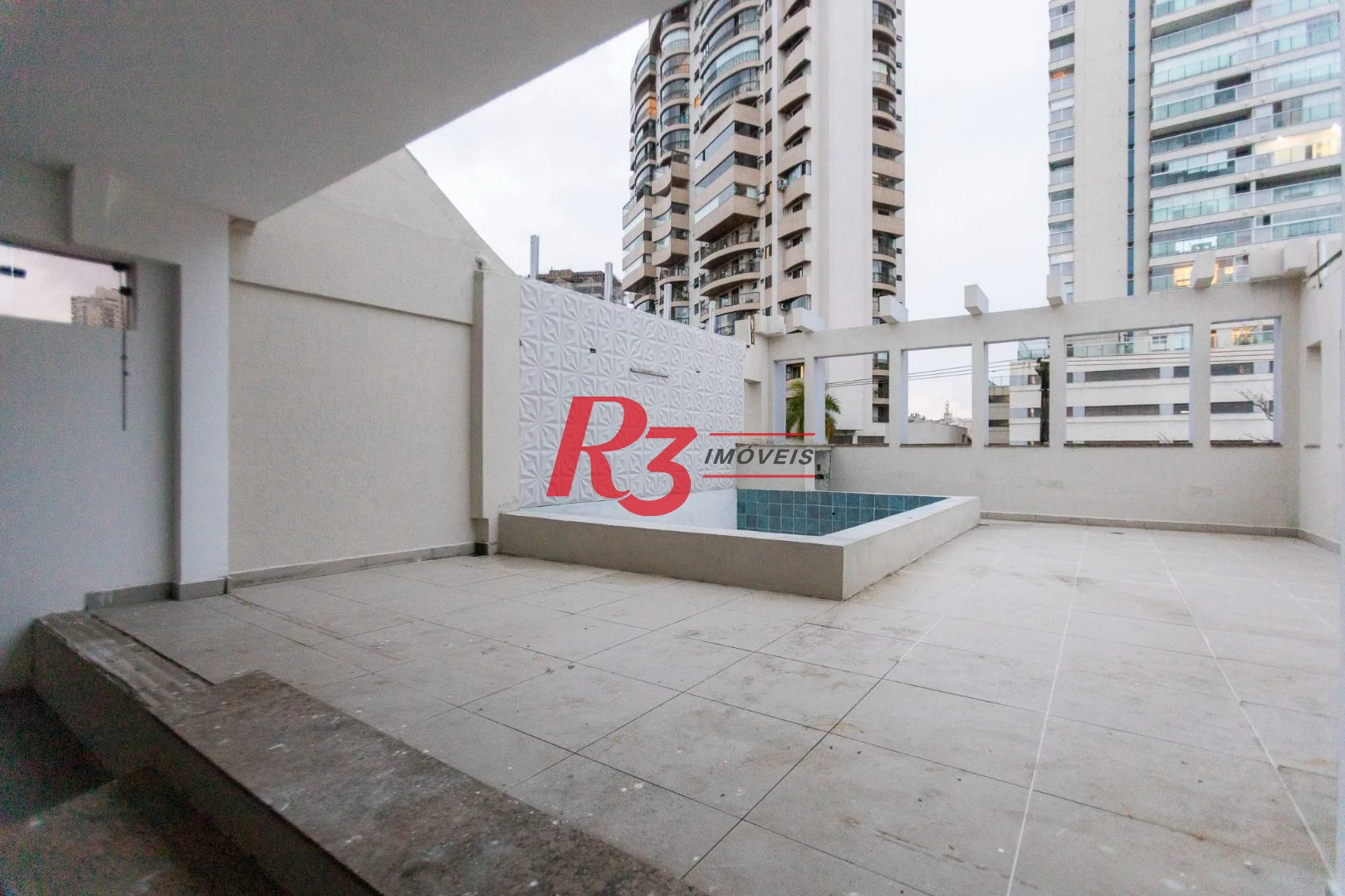 Sobrado para alugar, 467 m² por R$ 36.000,00/mês - Ponta da Praia - Santos/SP