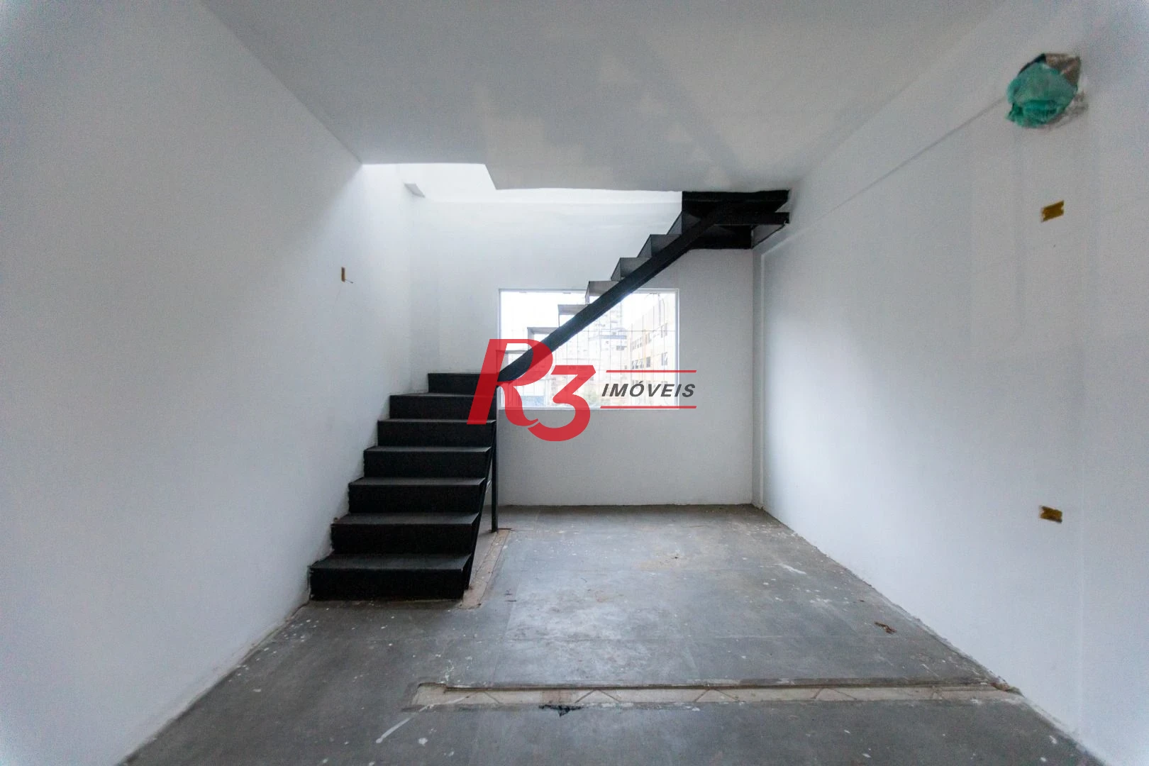 Sobrado para alugar, 467 m² por R$ 36.000,00/mês - Ponta da Praia - Santos/SP