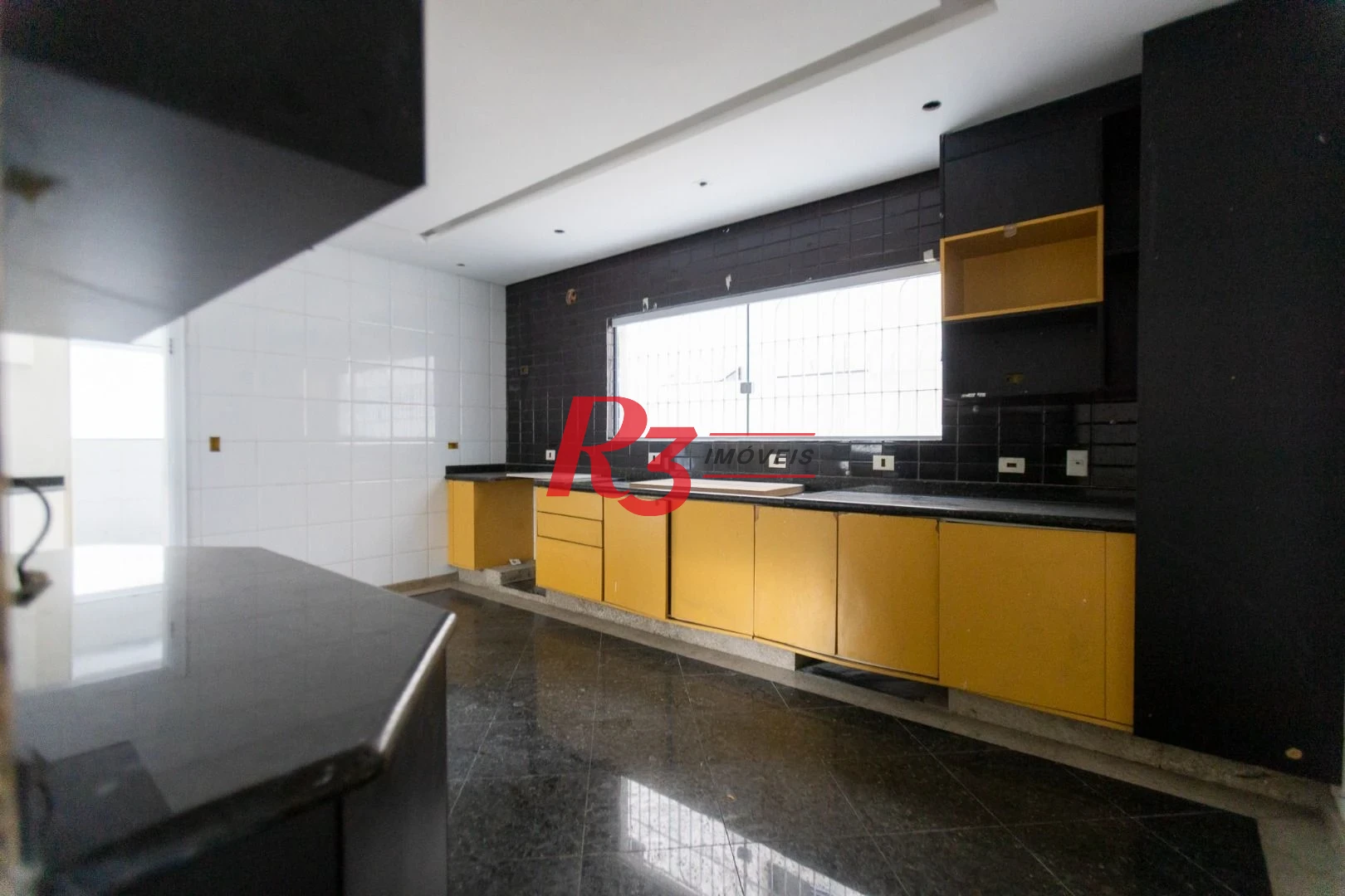 Sobrado para alugar, 467 m² por R$ 36.000,00/mês - Ponta da Praia - Santos/SP