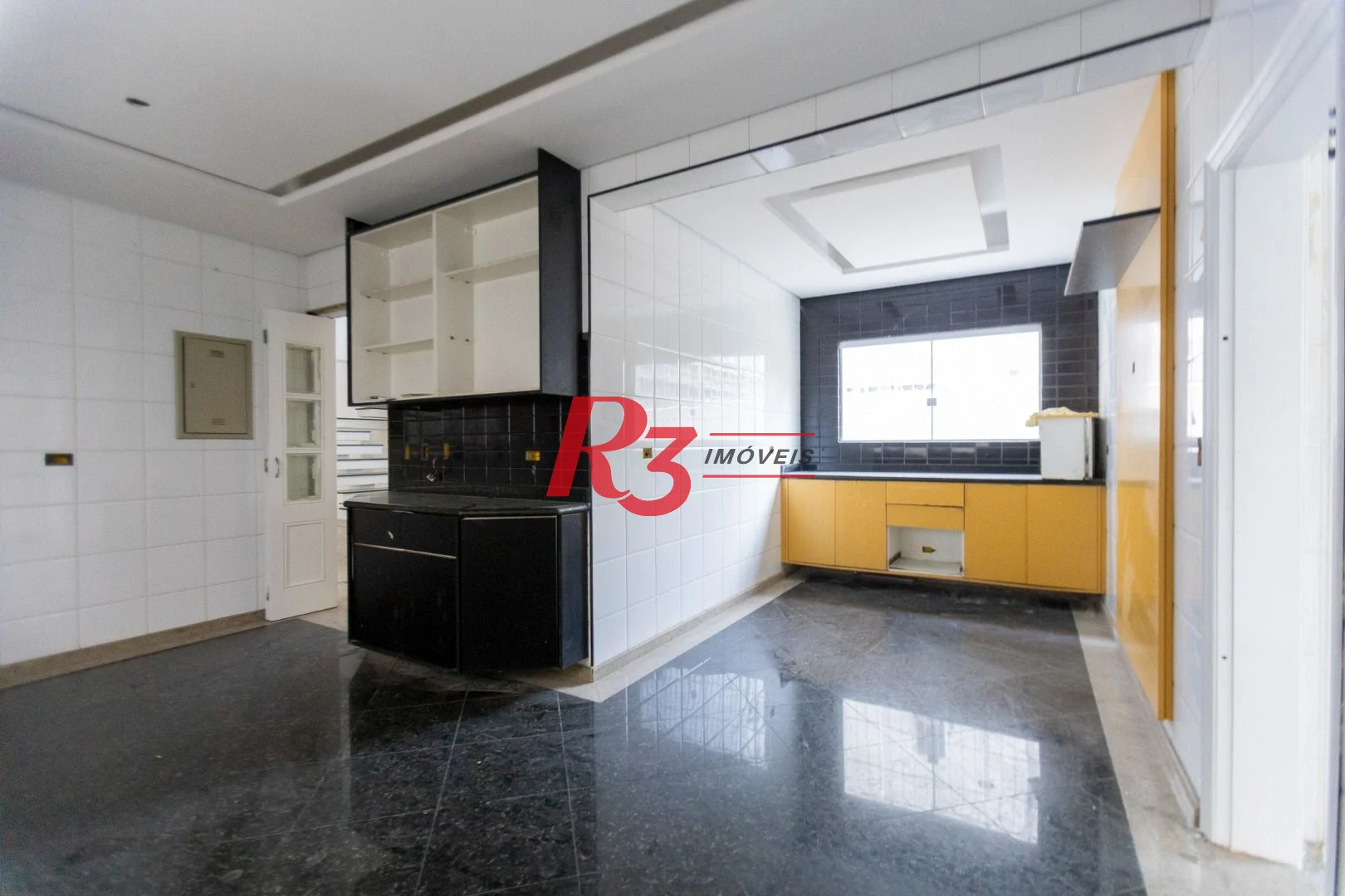 Sobrado para alugar, 467 m² por R$ 36.000,00/mês - Ponta da Praia - Santos/SP