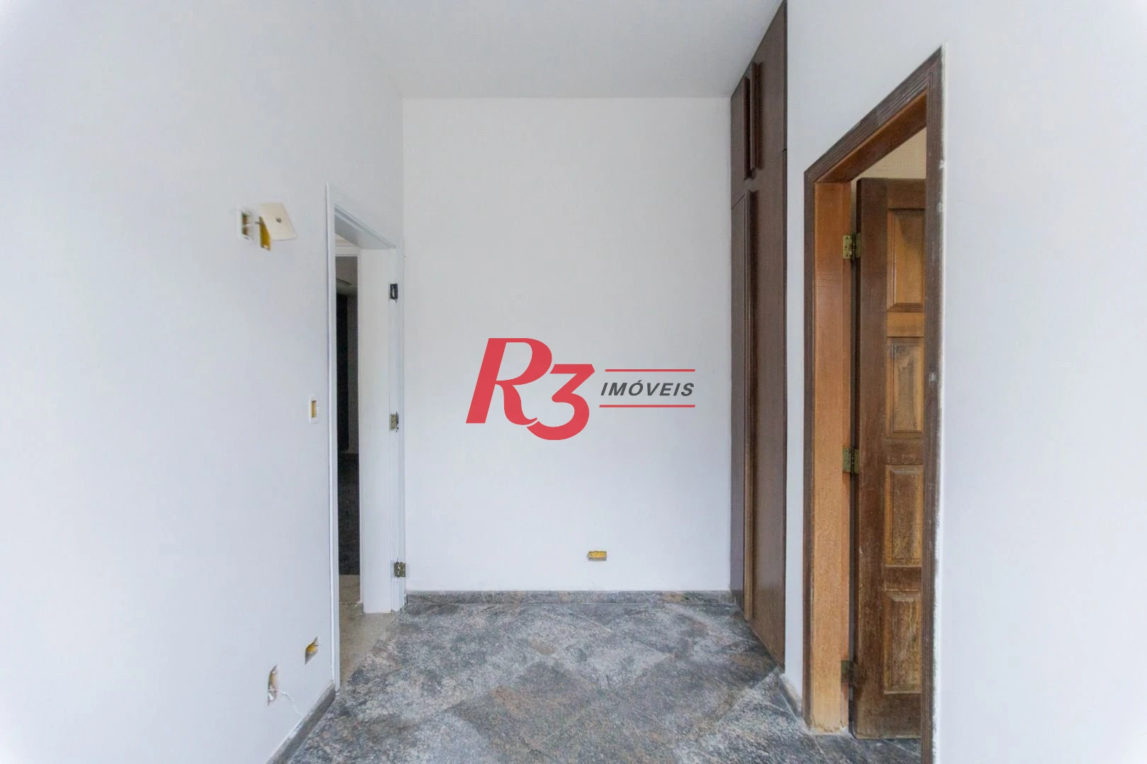 Sobrado para alugar, 467 m² por R$ 36.000,00/mês - Ponta da Praia - Santos/SP